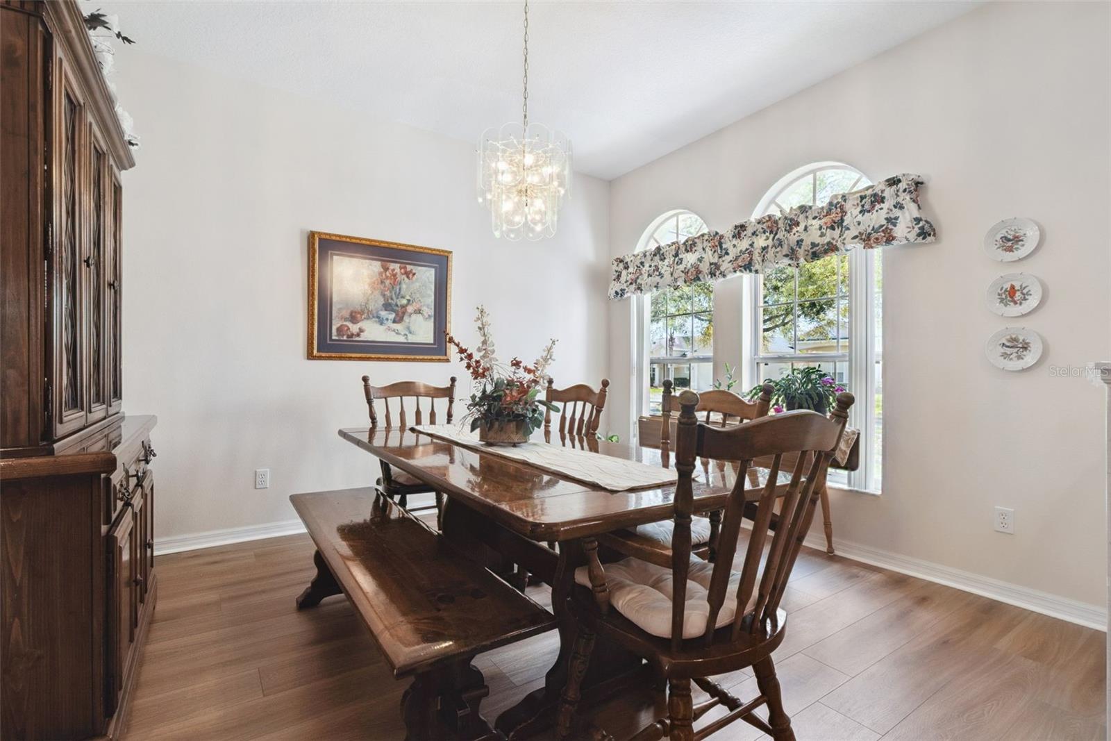 Image 5 of 36 For 1209 Castleport Road