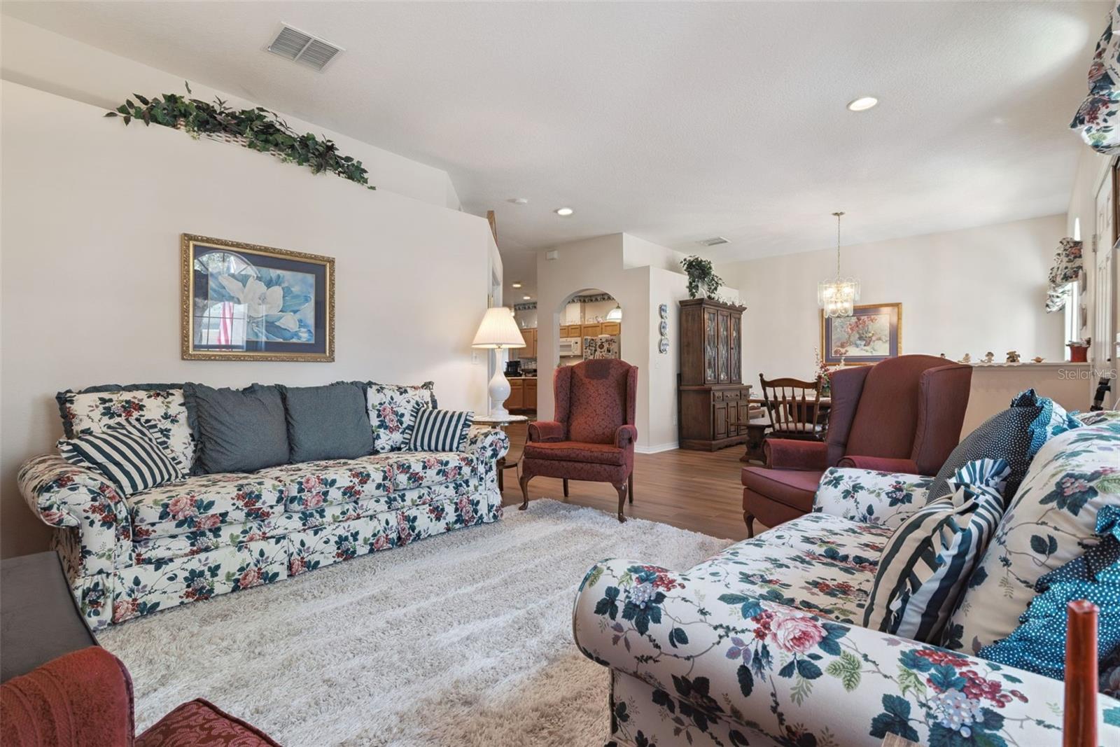 Image 9 of 36 For 1209 Castleport Road