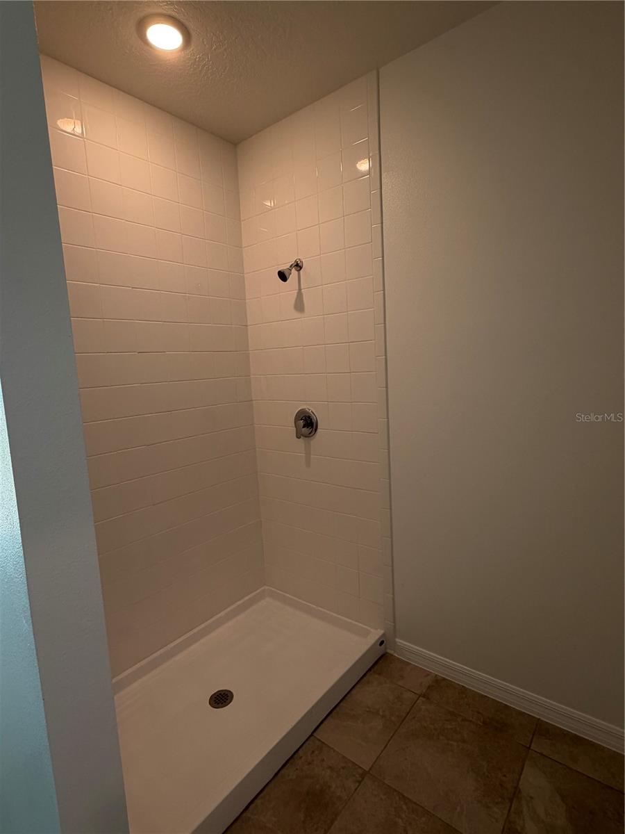 Image 8 of 14 For 24546 Hodges Reserve Avenue