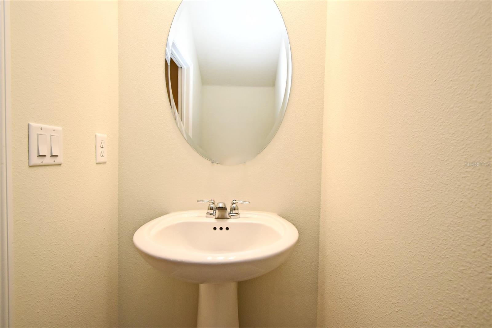 Image 21 of 51 For 3159 Emerald Acres Lane