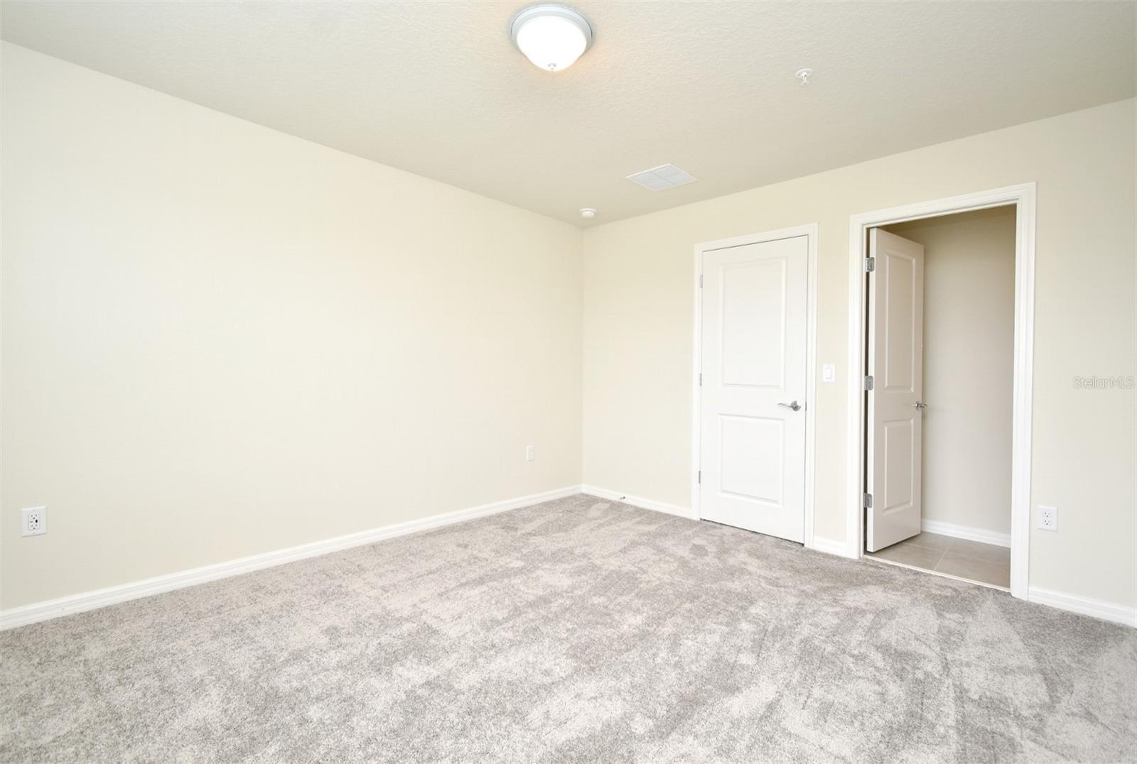 Image 26 of 51 For 3159 Emerald Acres Lane