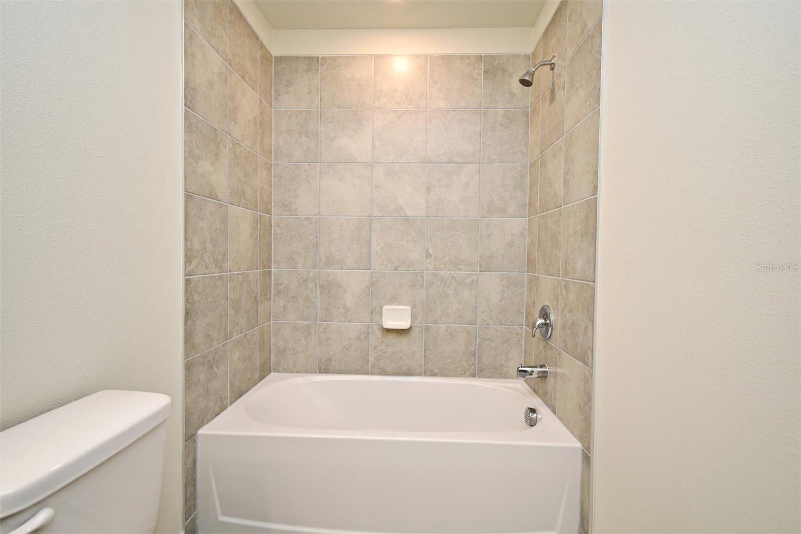 Image 37 of 51 For 3159 Emerald Acres Lane