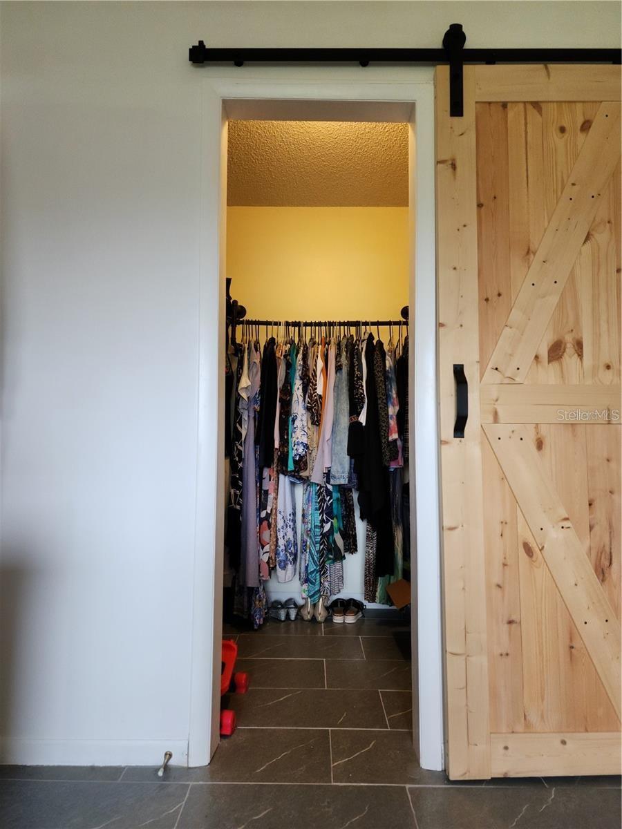 Image 10 of 16 For 4362 Lake Orlando Parkway 7