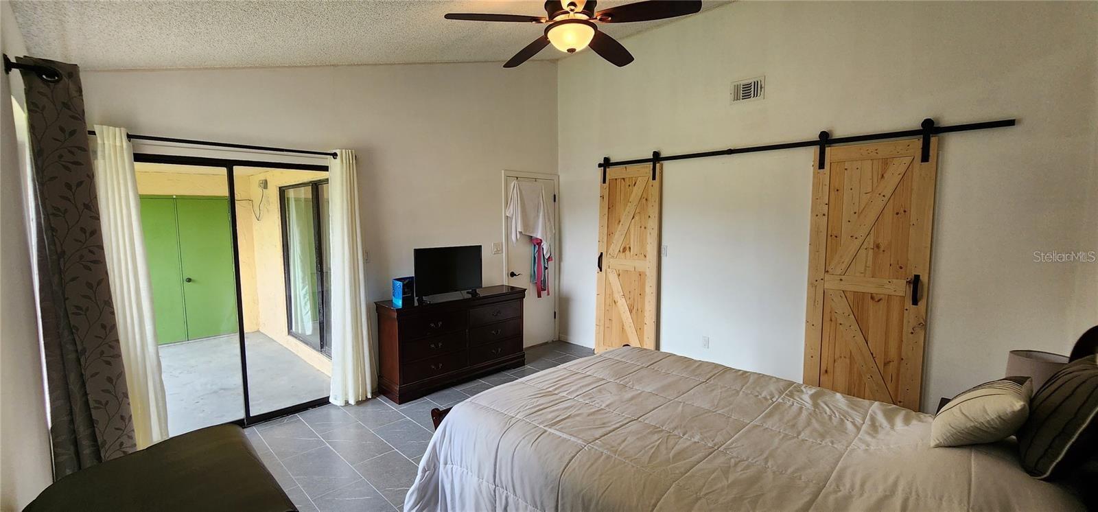 Image 11 of 16 For 4362 Lake Orlando Parkway 7