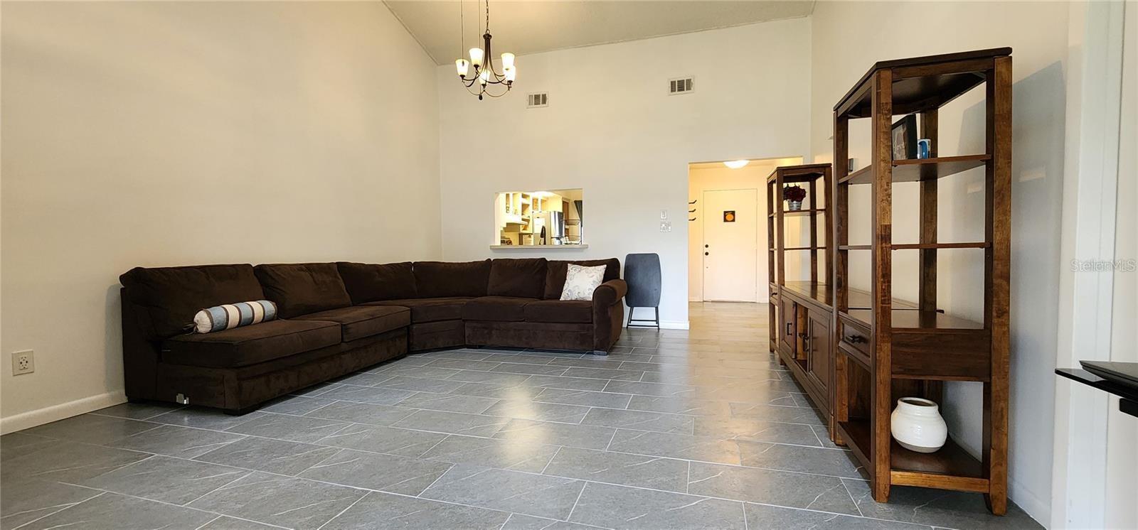 Image 8 of 16 For 4362 Lake Orlando Parkway 7