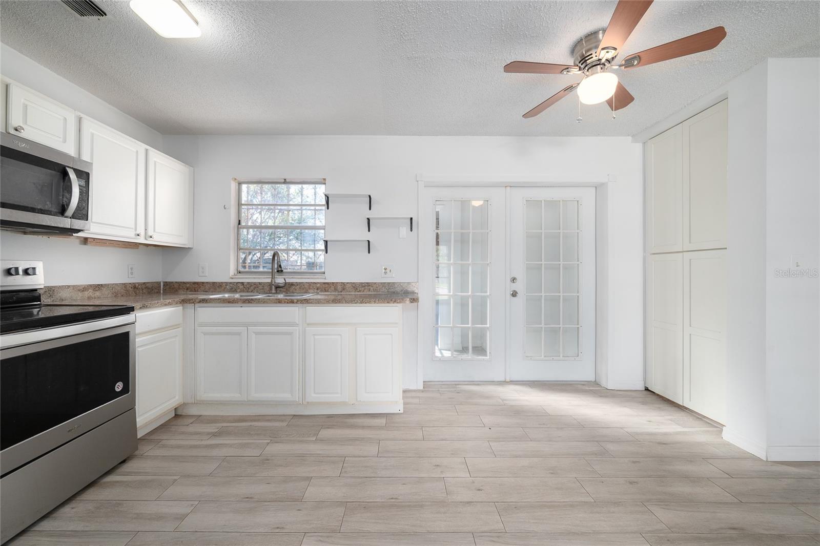 Image 23 of 45 For 7840 Snipe Street