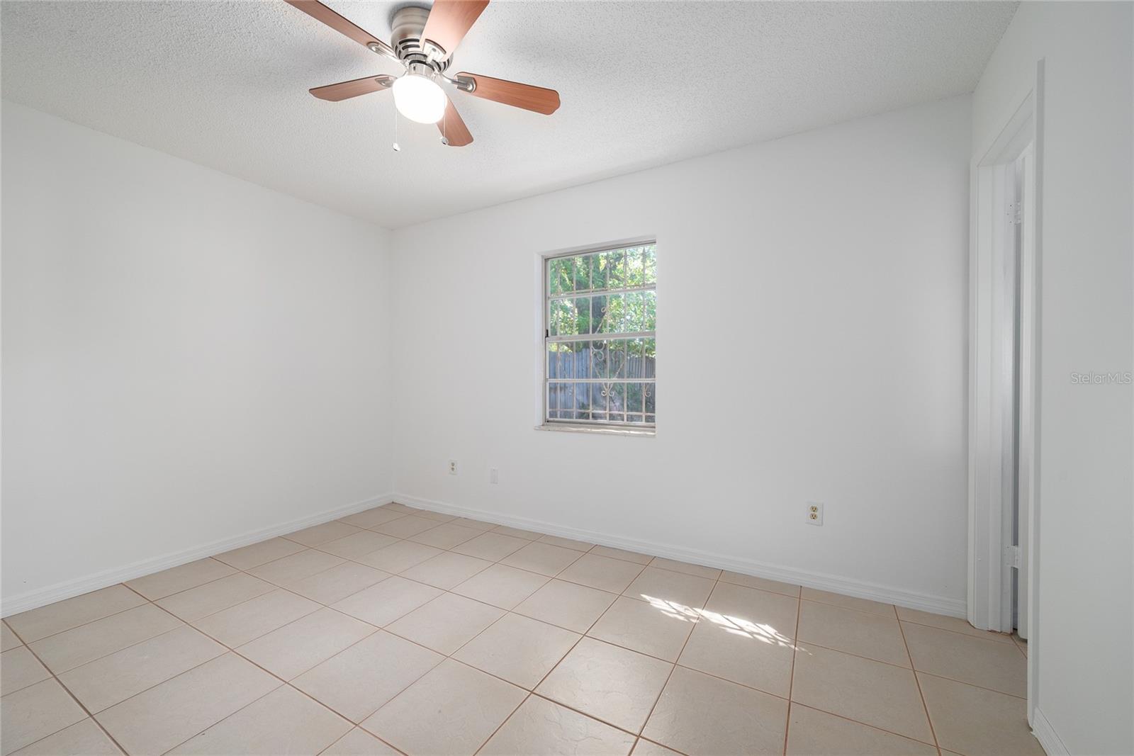 Image 25 of 45 For 7840 Snipe Street