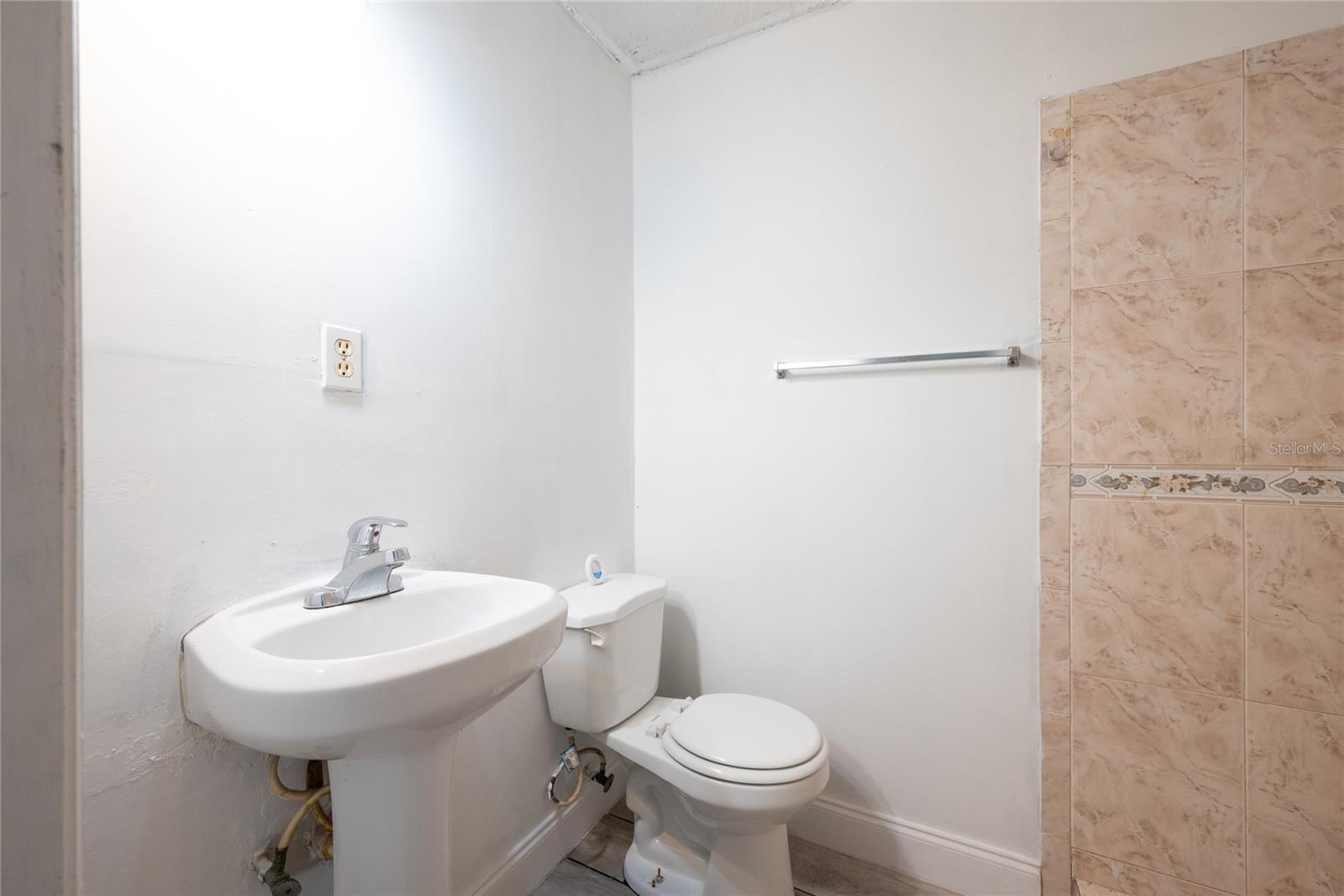 Image 44 of 45 For 7840 Snipe Street