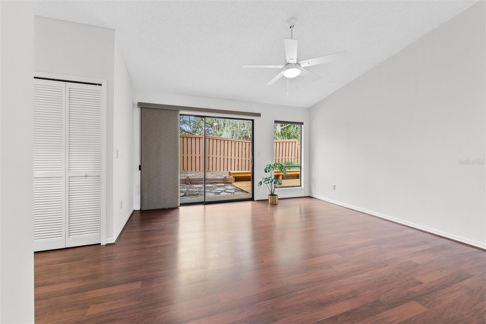 Image 24 of 52 For 224 Springside Road