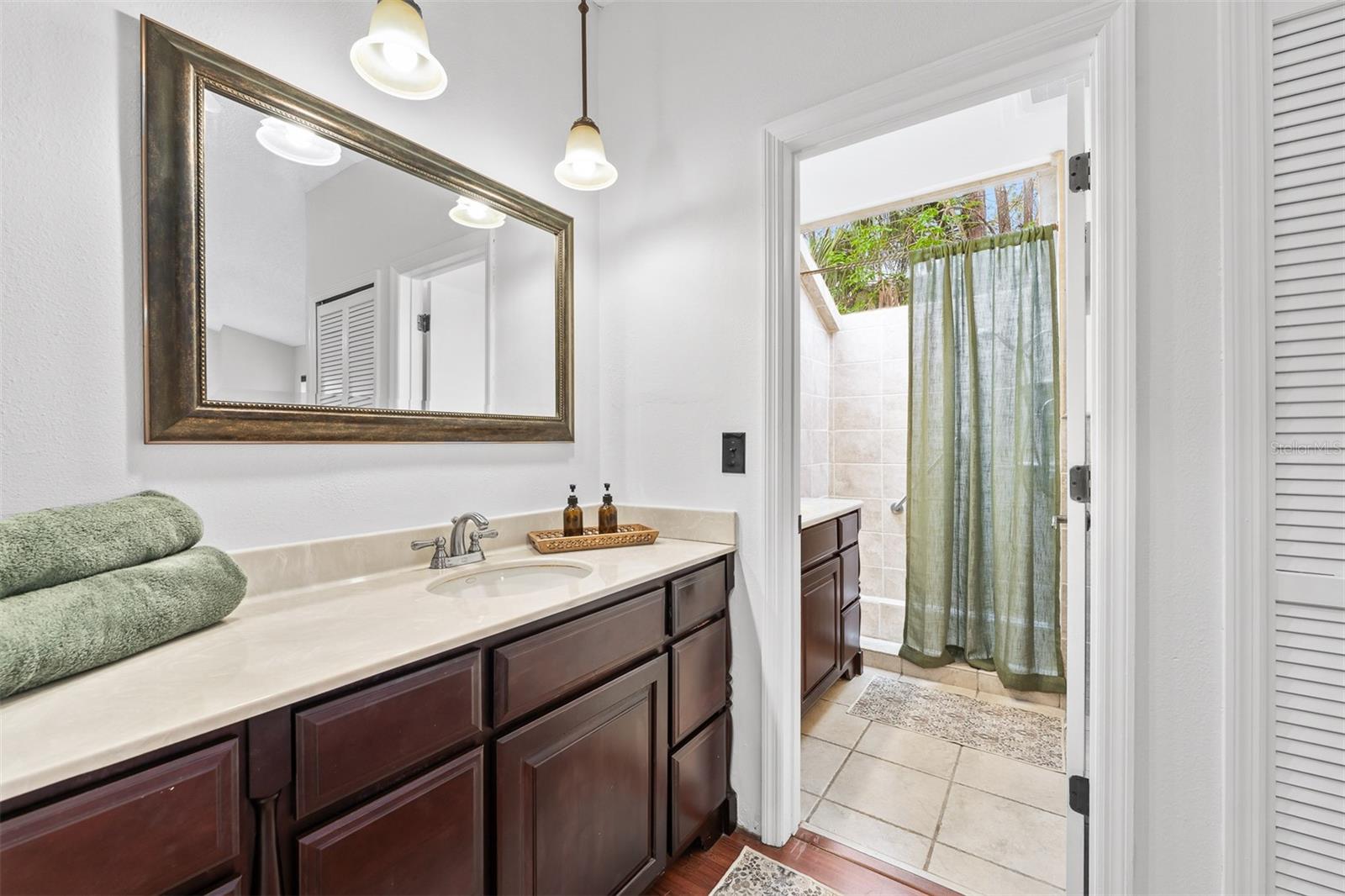 Image 27 of 52 For 224 Springside Road