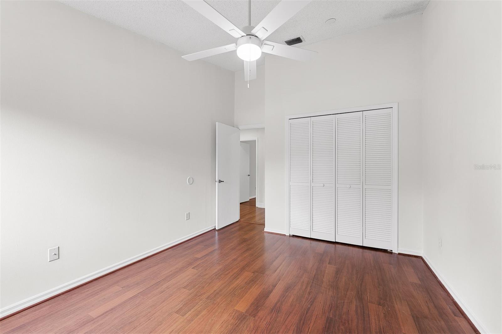 Image 33 of 52 For 224 Springside Road