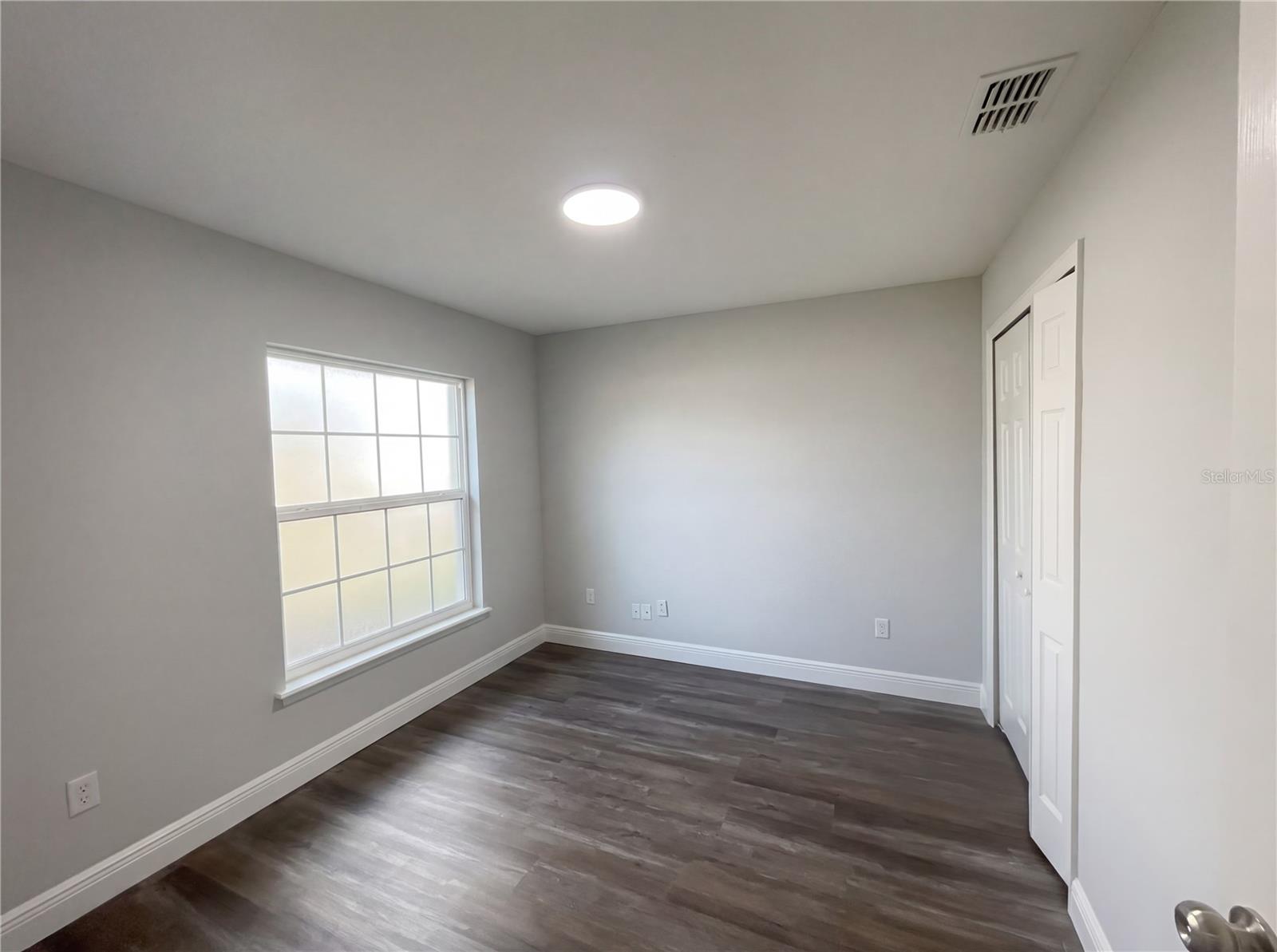 Image 17 of 32 For 1836 Winged Elm Place