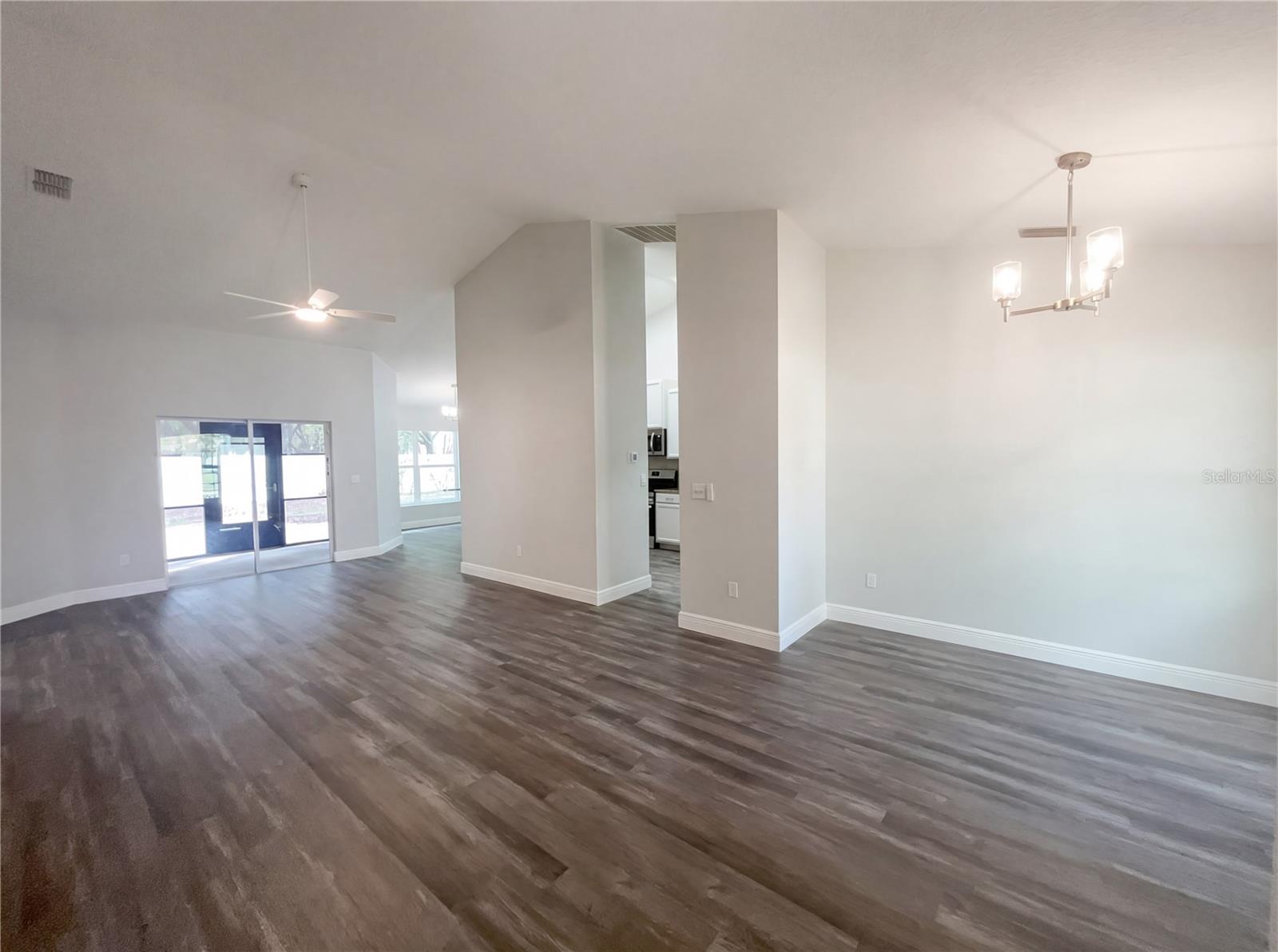 Image 7 of 32 For 1836 Winged Elm Place