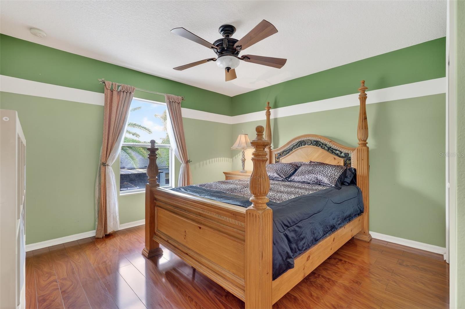 Image 33 of 63 For 17756 Sterling Pond Lane