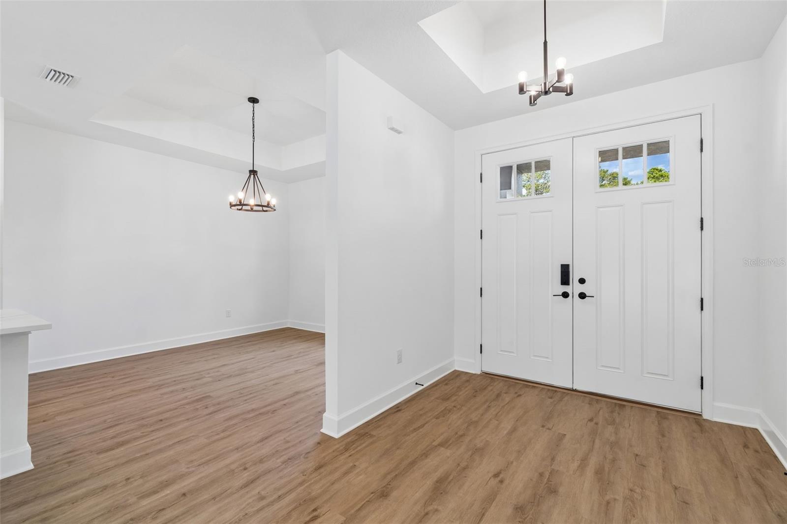 Image 13 of 92 For 11248 Flock Avenue