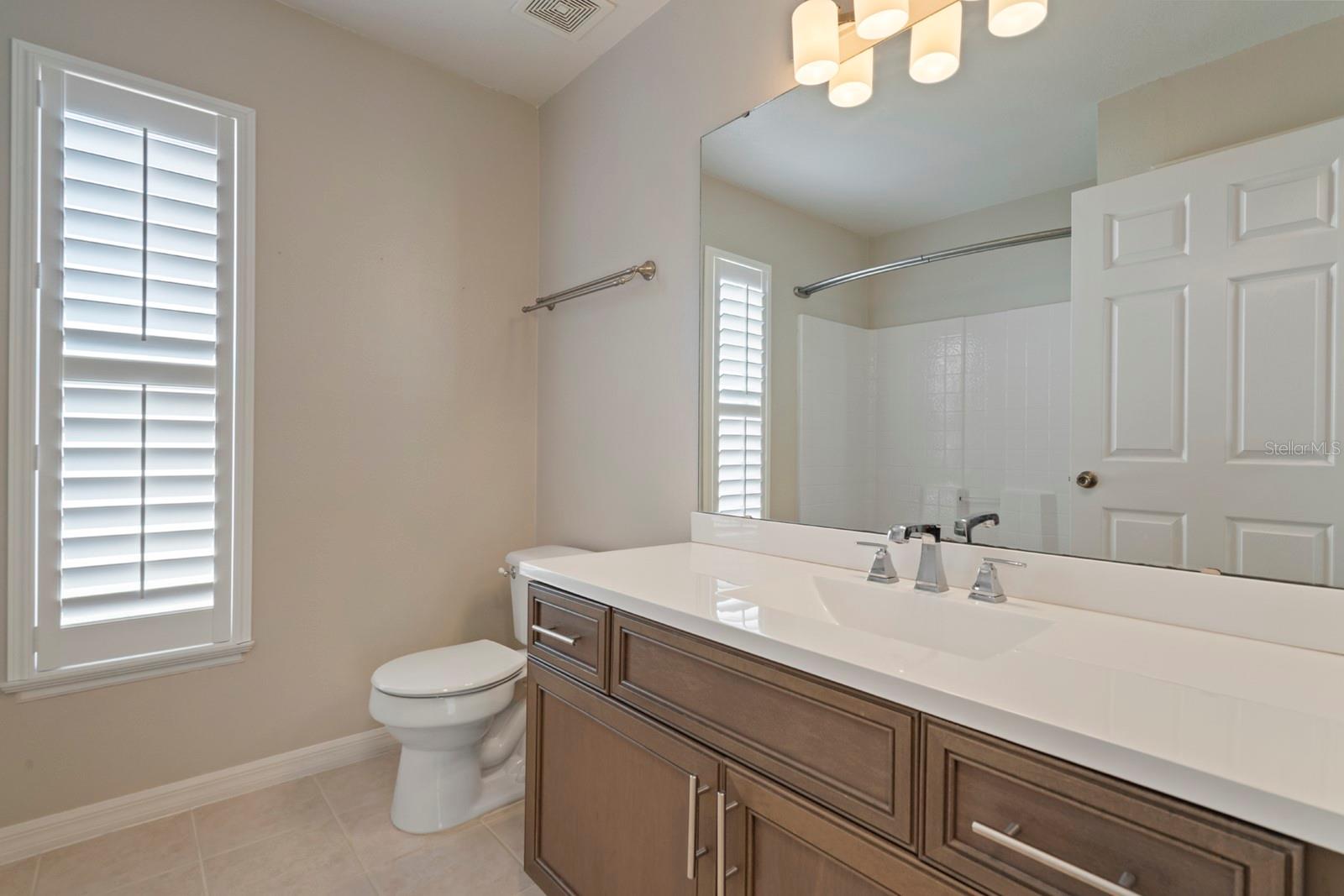 Image 20 of 38 For 4024 Forest Island Drive