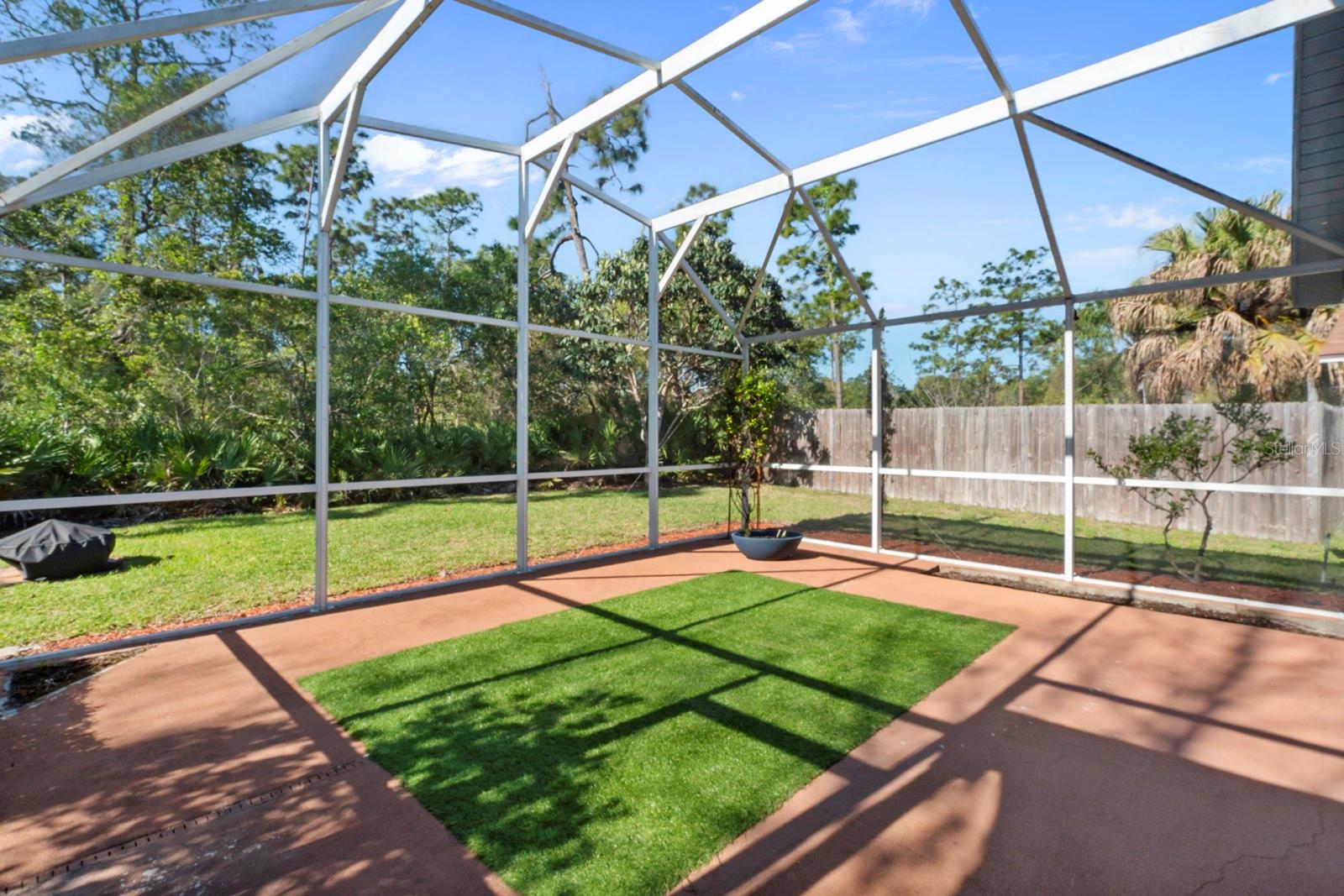 Image 23 of 38 For 4024 Forest Island Drive