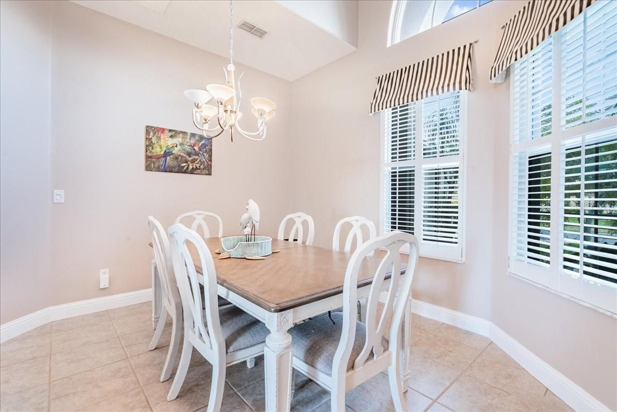 Image 8 of 30 For 3224 Countryside View Drive