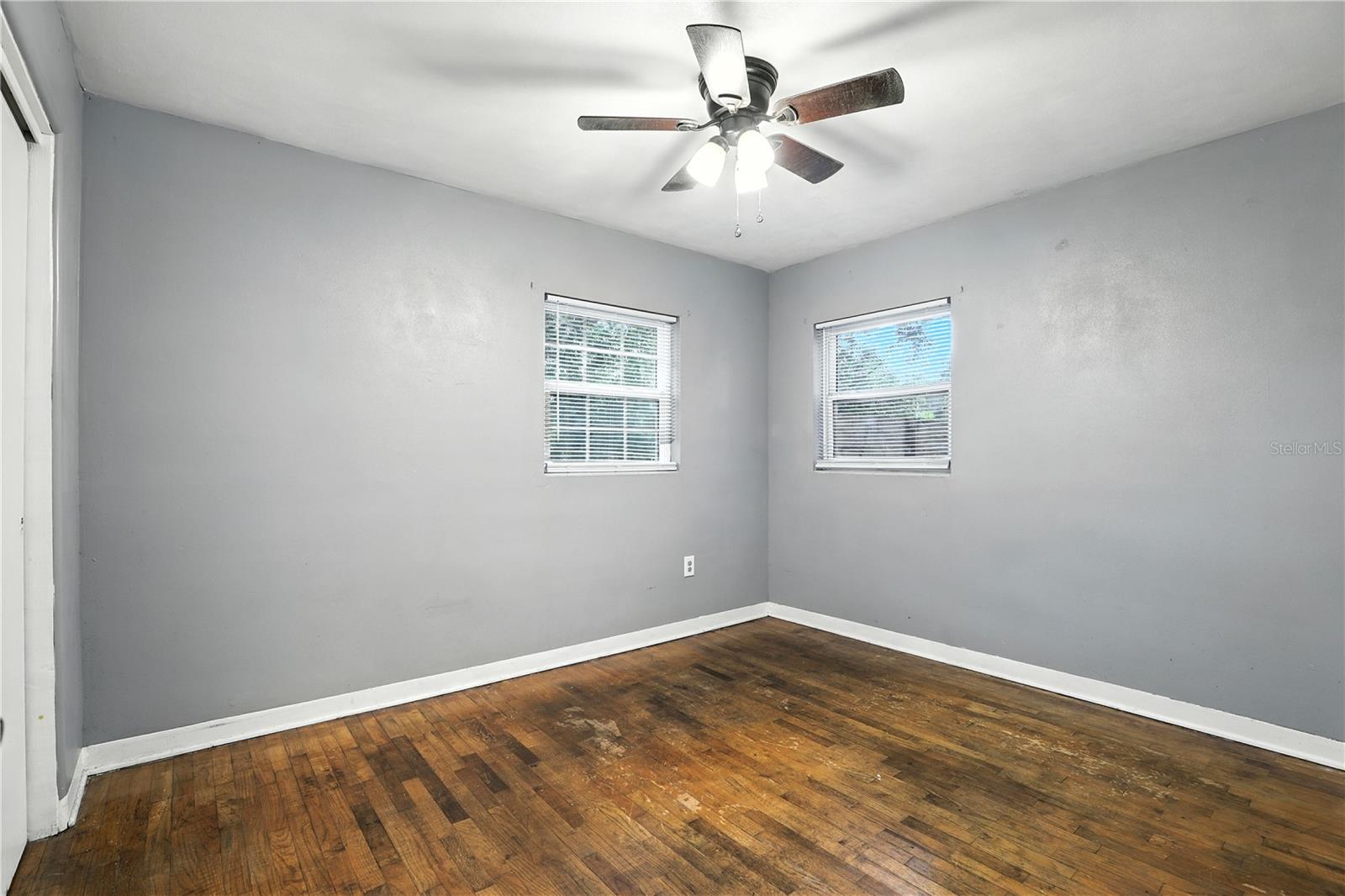 Image 19 of 26 For 1412 Voorhis Avenue