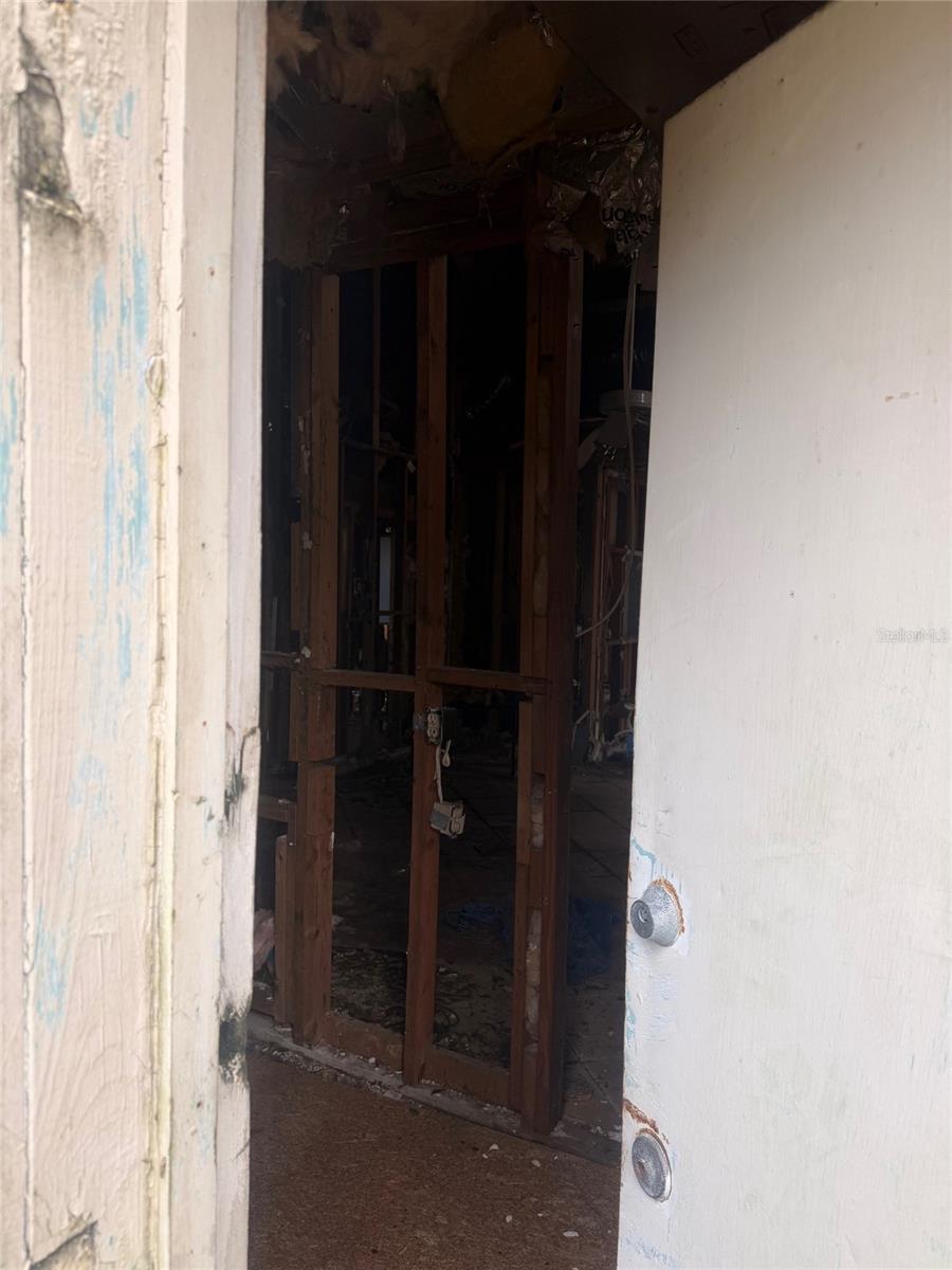 Image 3 of 9 For 830 Berkshire Road