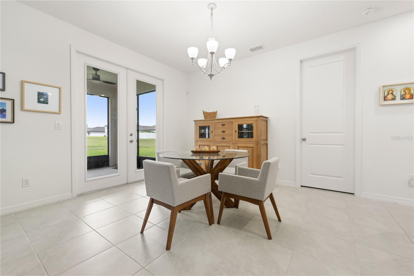 Image 10 of 22 For 1313 Sterling Pointe Drive