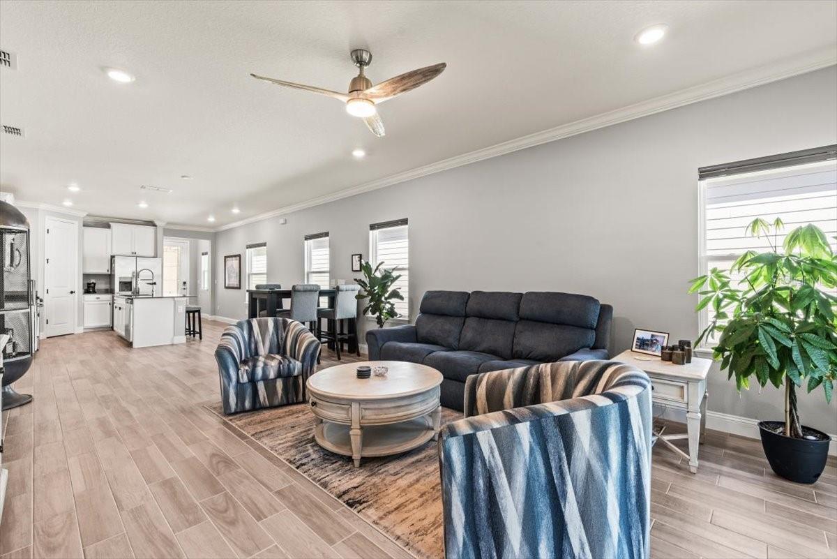 Image 12 of 64 For 907 Stillwater Boulevard