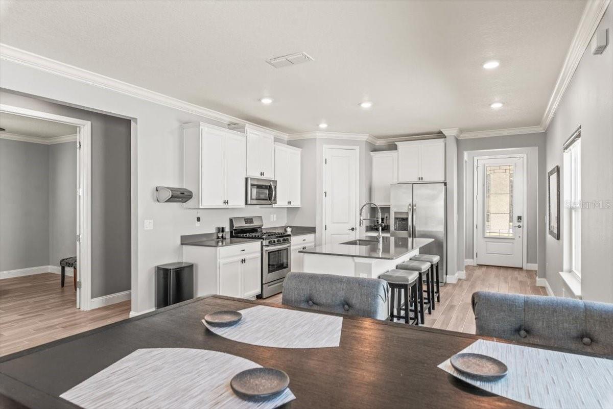 Image 14 of 64 For 907 Stillwater Boulevard