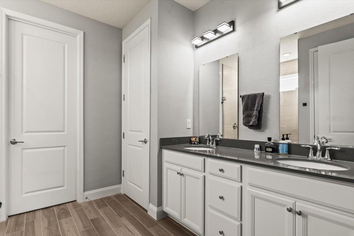 Image 19 of 64 For 907 Stillwater Boulevard