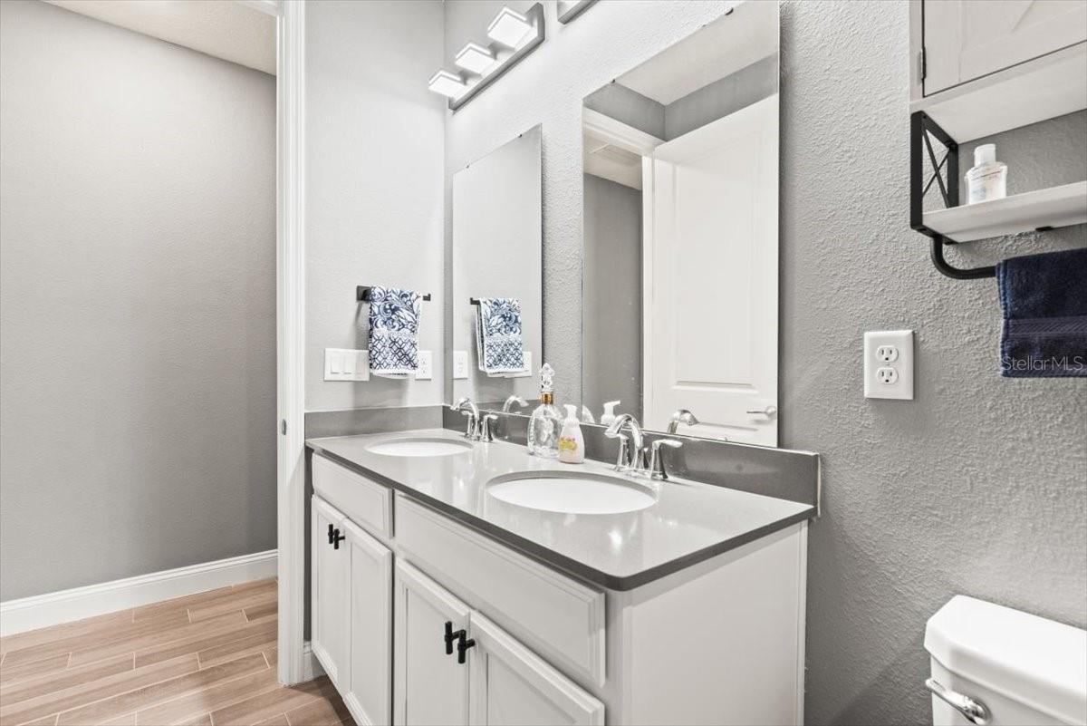 Image 26 of 64 For 907 Stillwater Boulevard