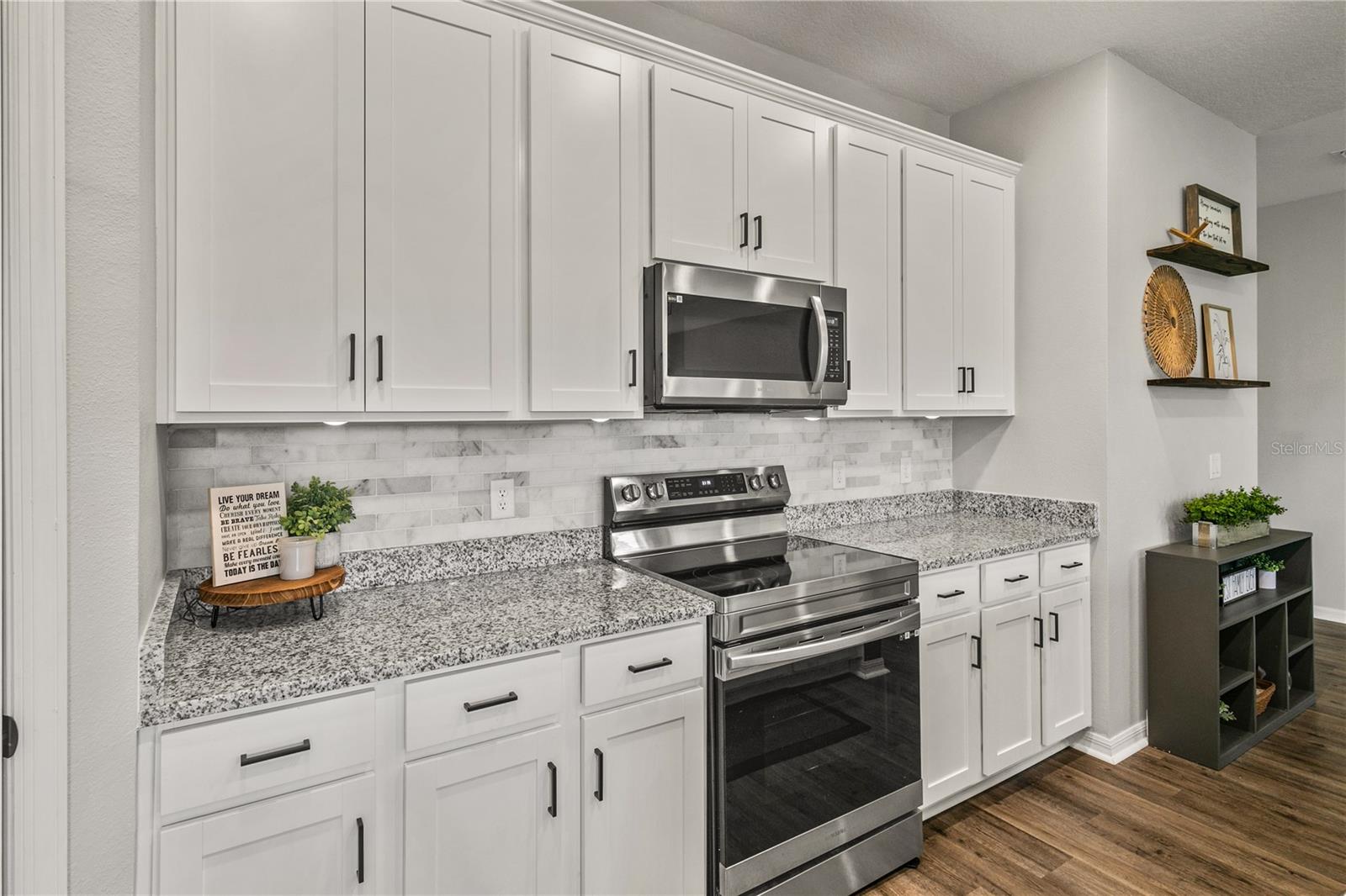 Image 9 of 42 For 33289 Always Dreaming