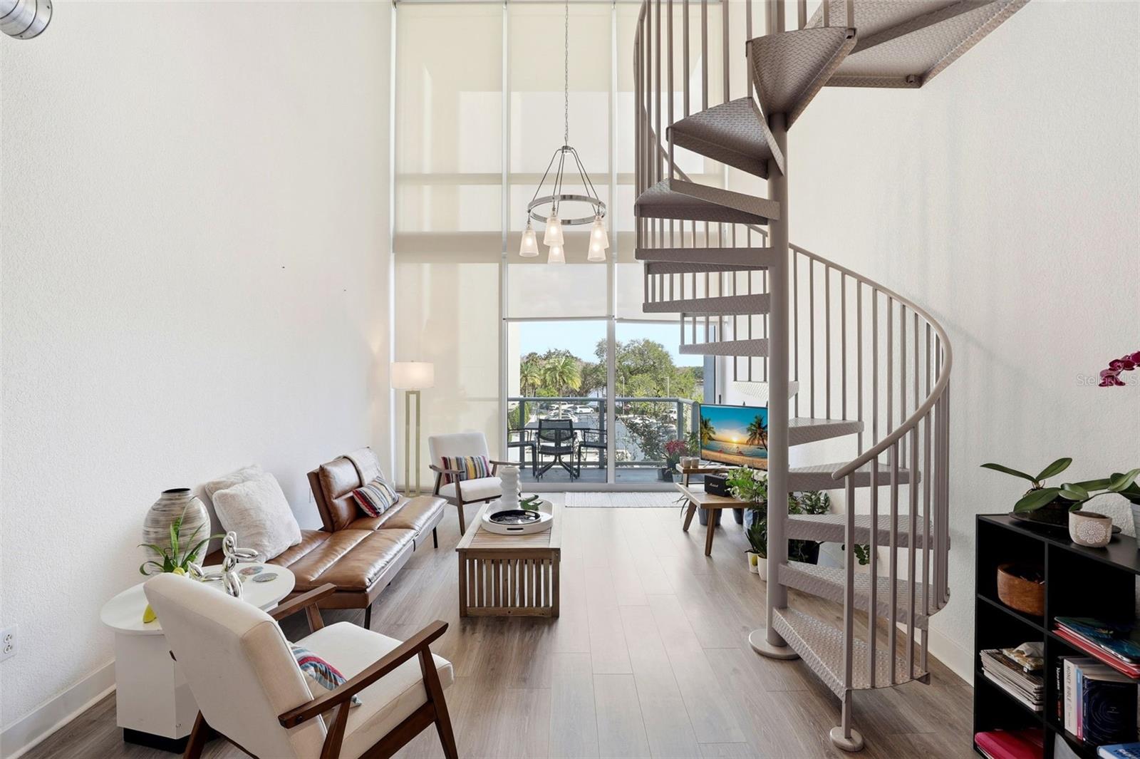 Image 10 of 35 For 150 Robinson Street 2a