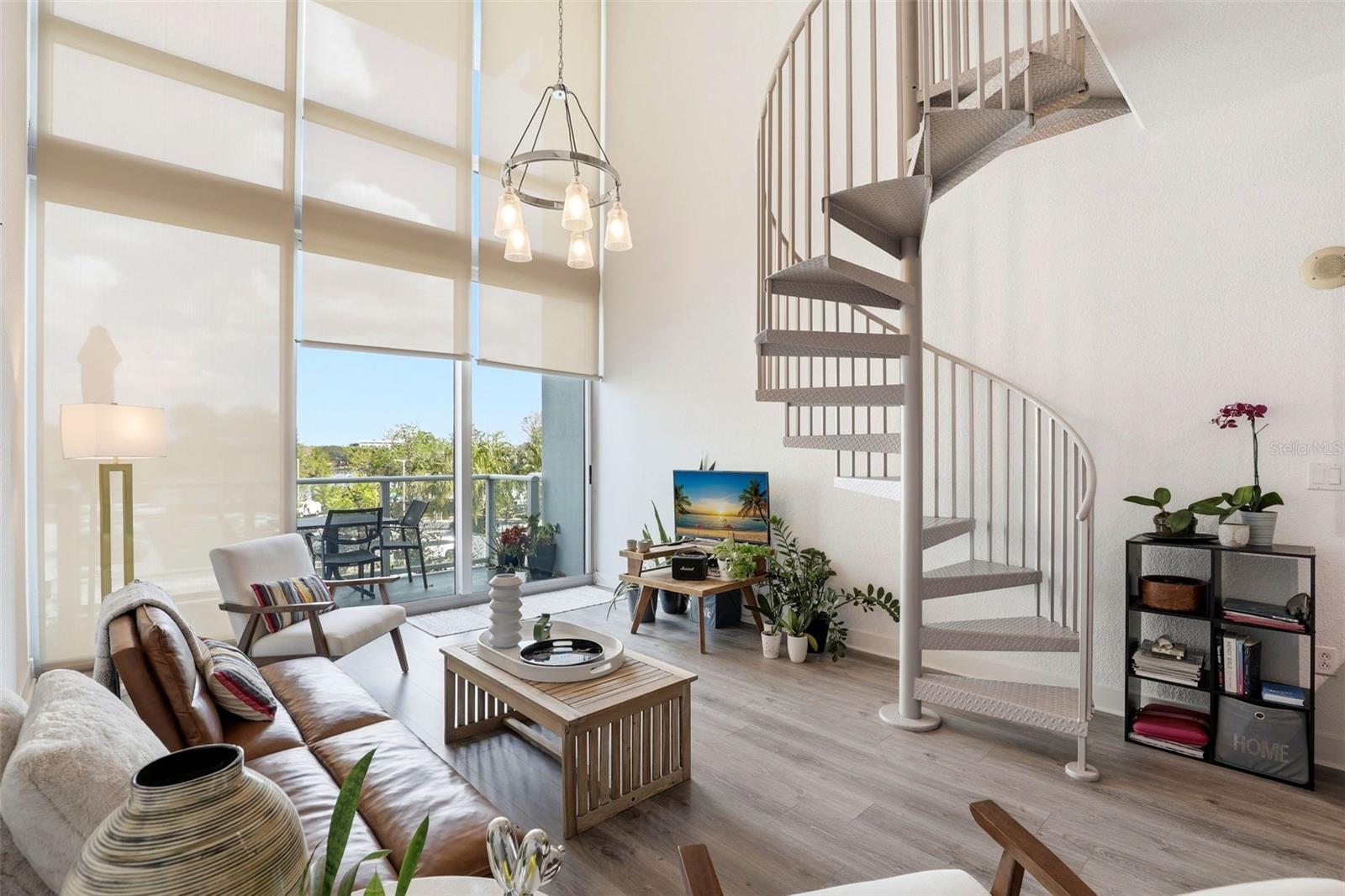 Image 11 of 35 For 150 Robinson Street 2a