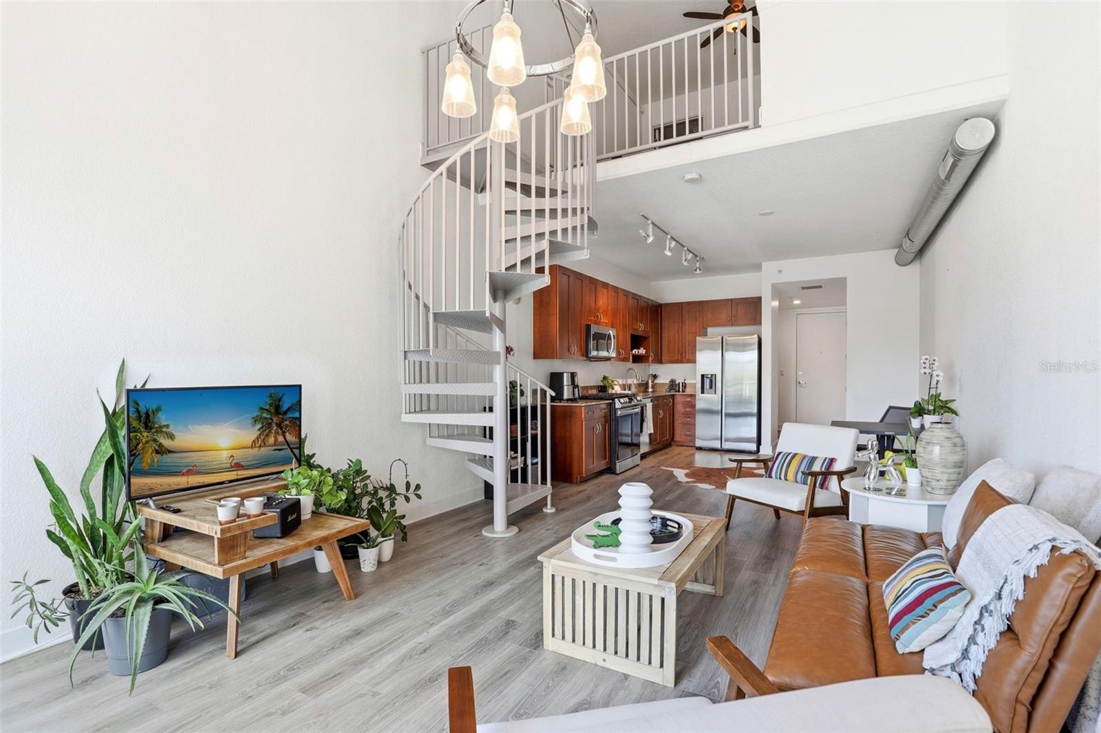 Image 14 of 35 For 150 Robinson Street 2a