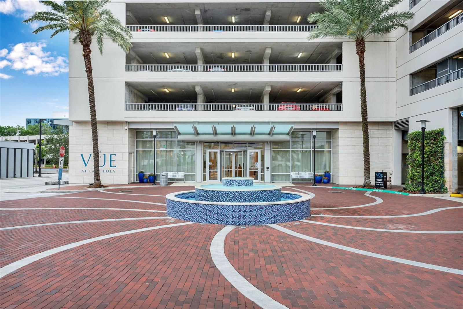 Image 2 of 35 For 150 Robinson Street 2a