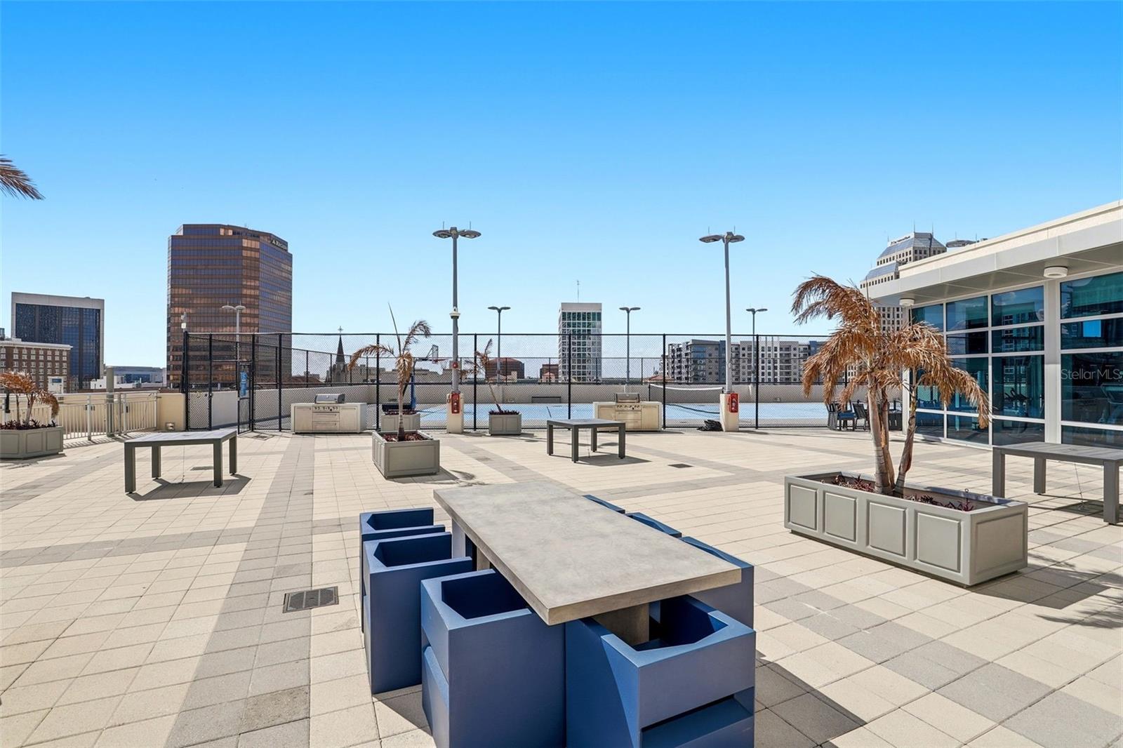 Image 26 of 35 For 150 Robinson Street 2a