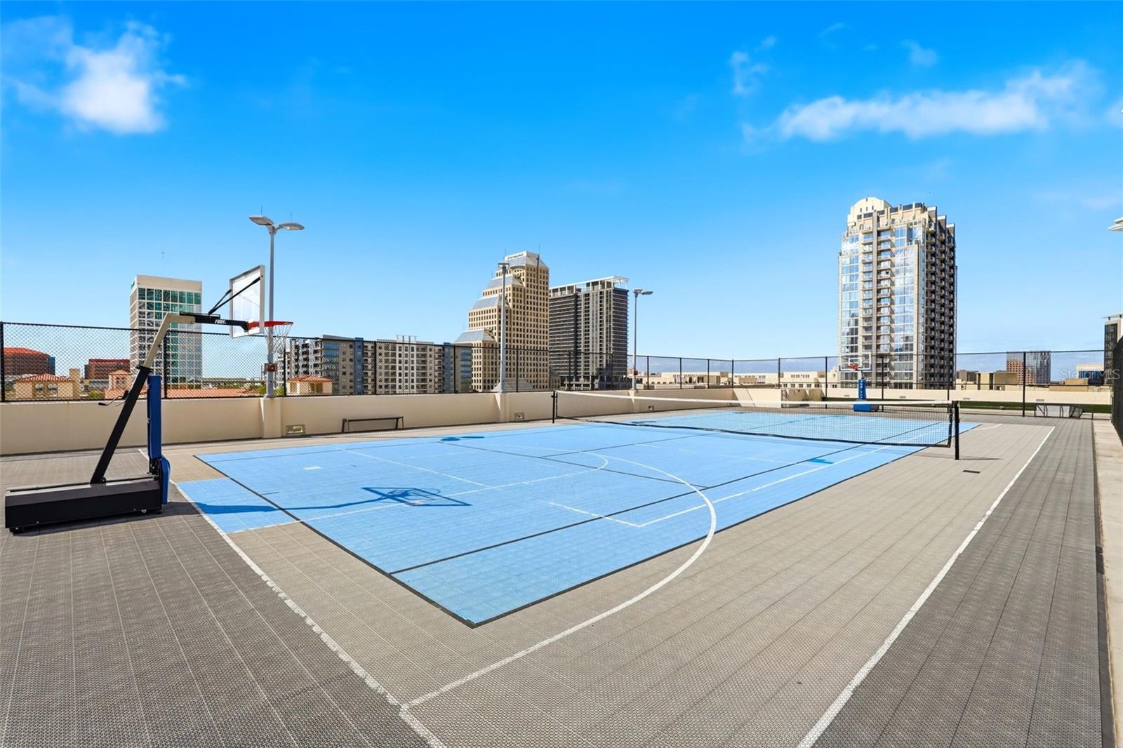 Image 33 of 35 For 150 Robinson Street 2a