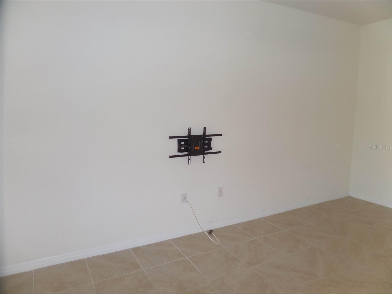 Image 22 of 70 For 7845 June Lane