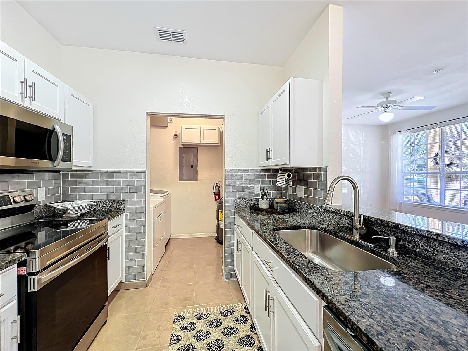 Image 21 of 52 For 837 Grand Regency Point 103