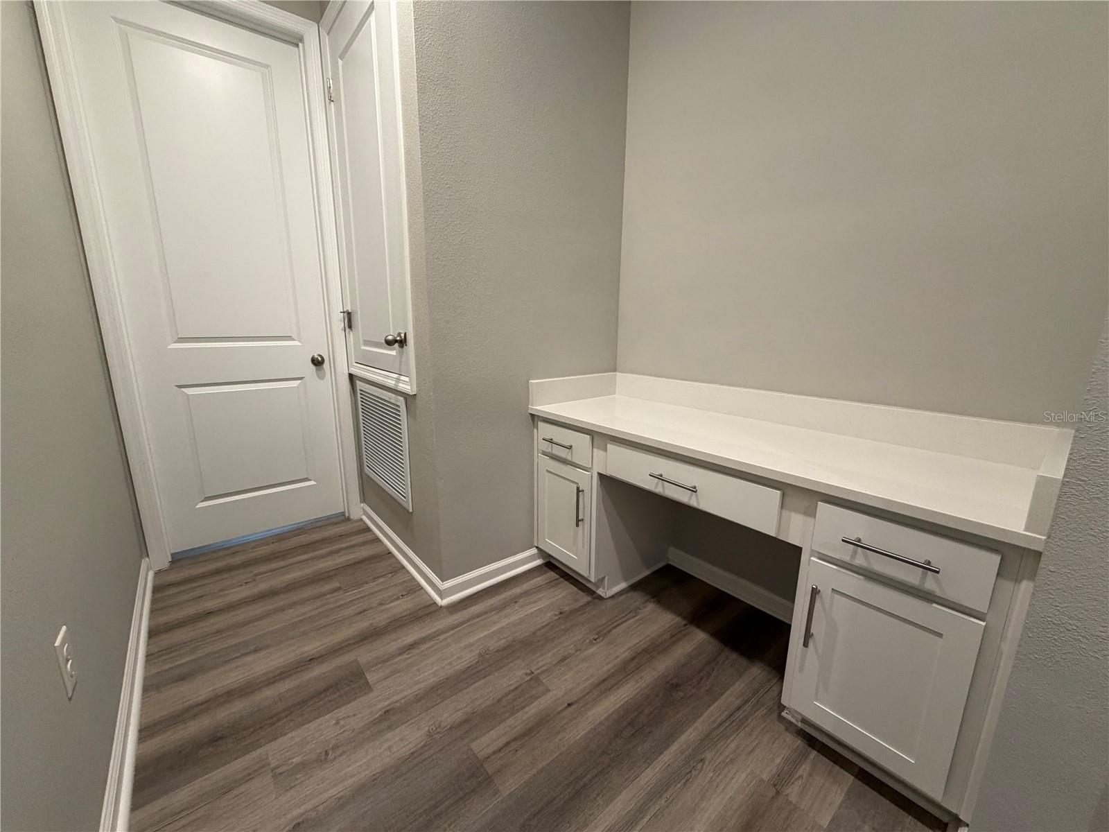 Image 11 of 14 For 1216 Mattie Pointe Boulevard