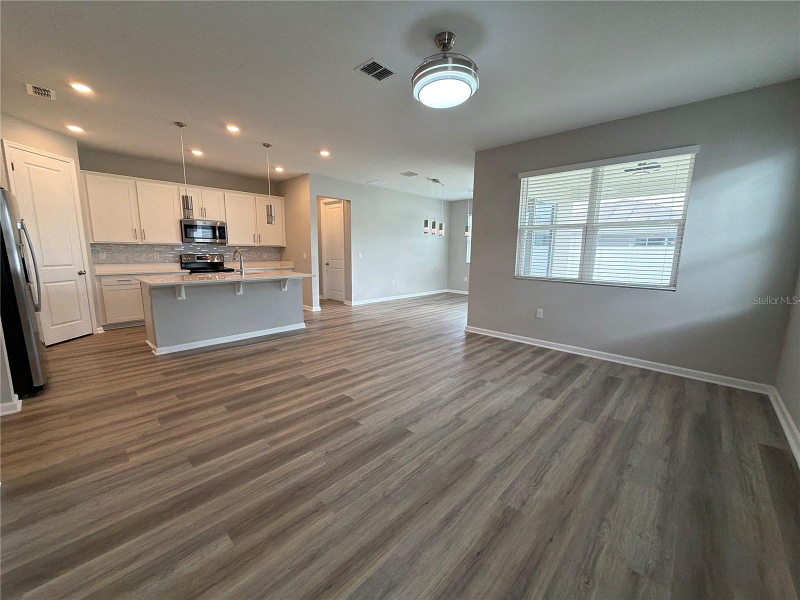 Image 2 of 14 For 1216 Mattie Pointe Boulevard