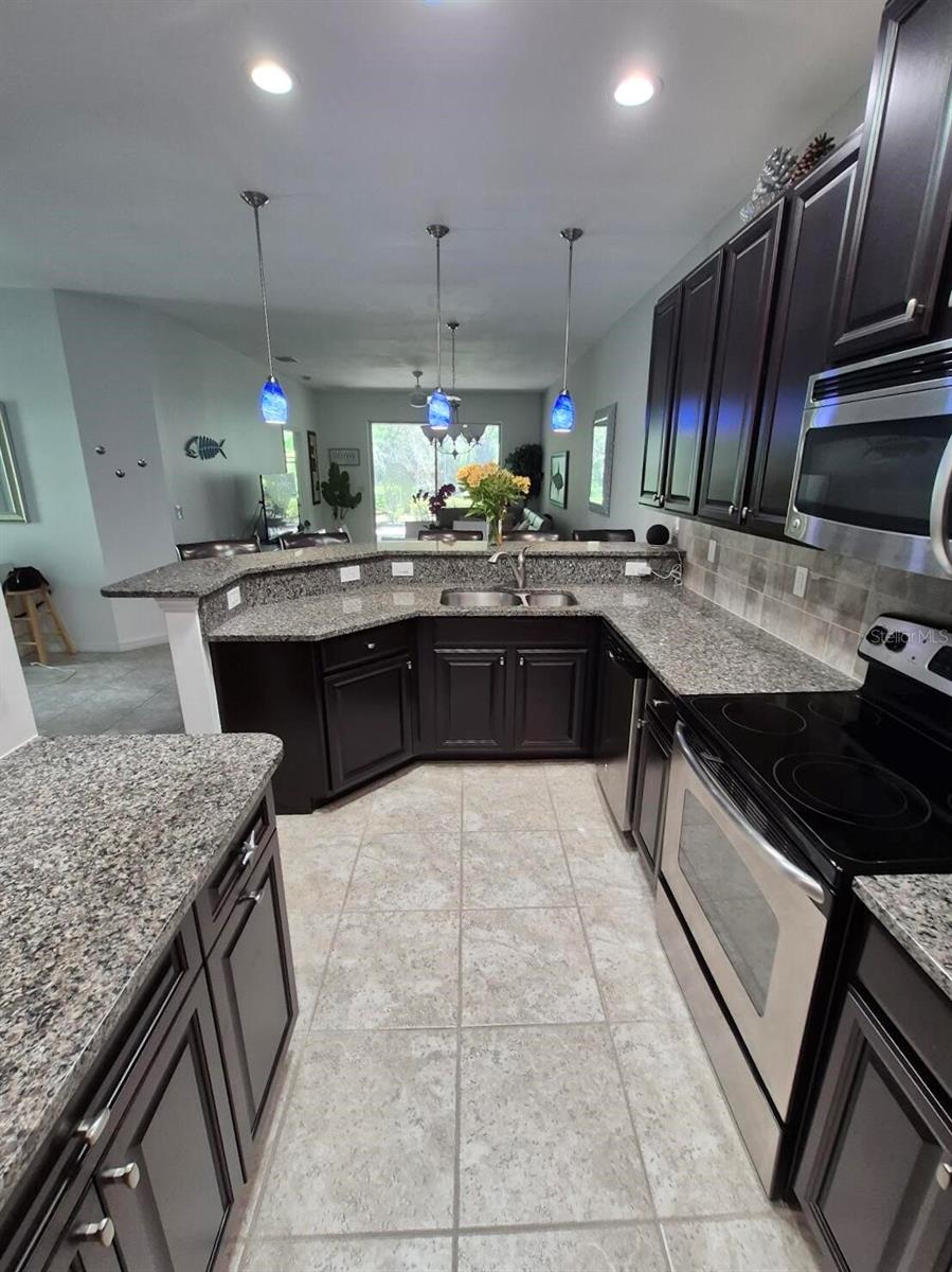 Image 4 of 8 For 29696 Ontario Court