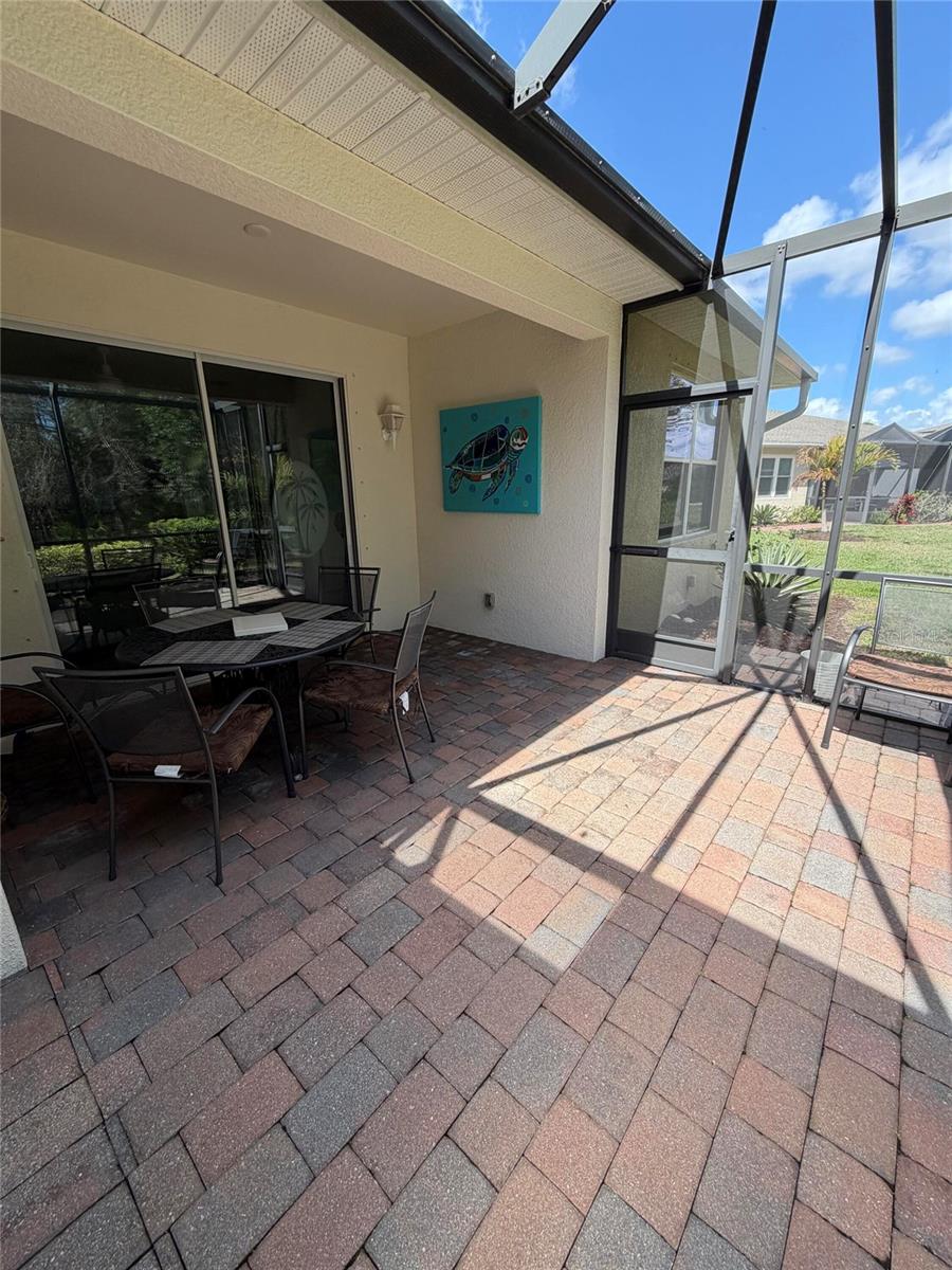 Image 5 of 8 For 29696 Ontario Court