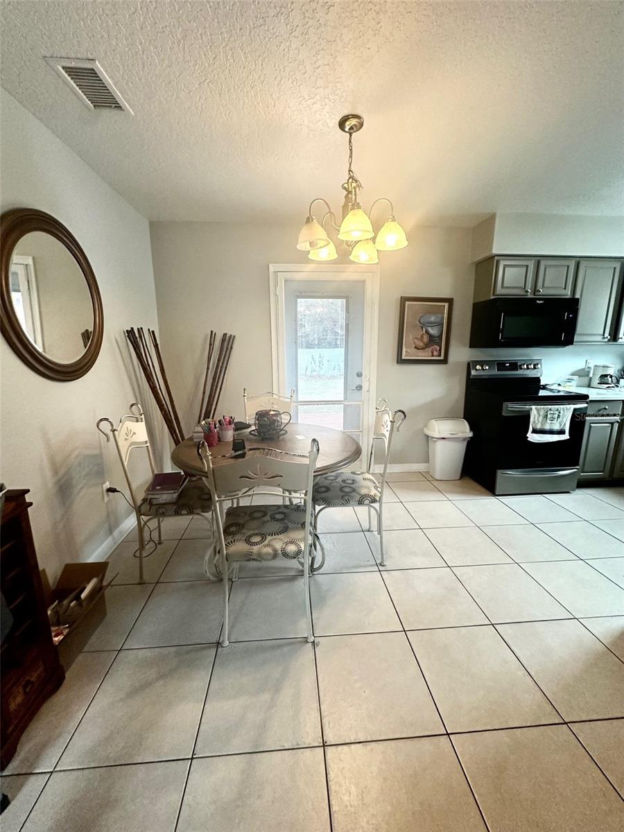 Image 12 of 33 For 3024 Sutton Drive