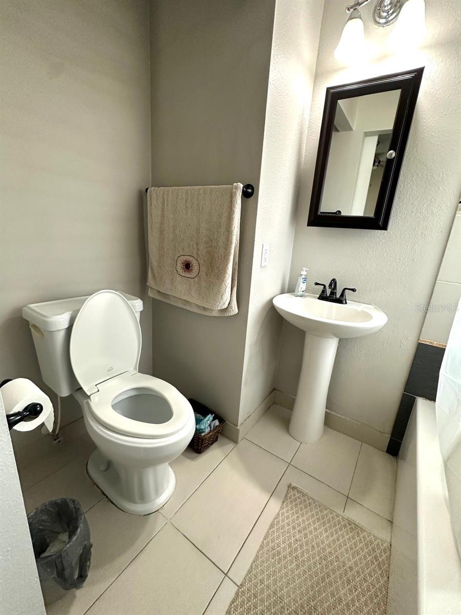 Image 22 of 33 For 3024 Sutton Drive