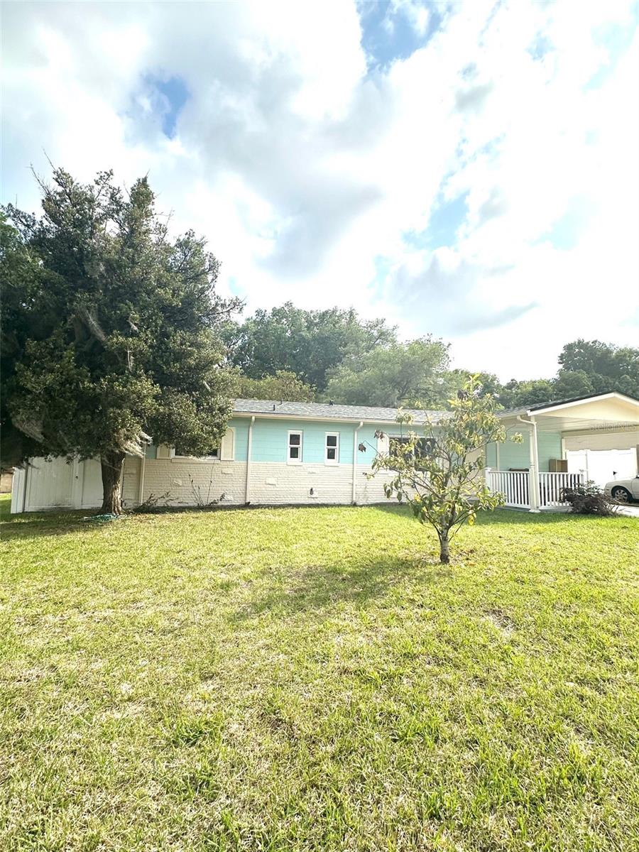 Image 4 of 33 For 3024 Sutton Drive