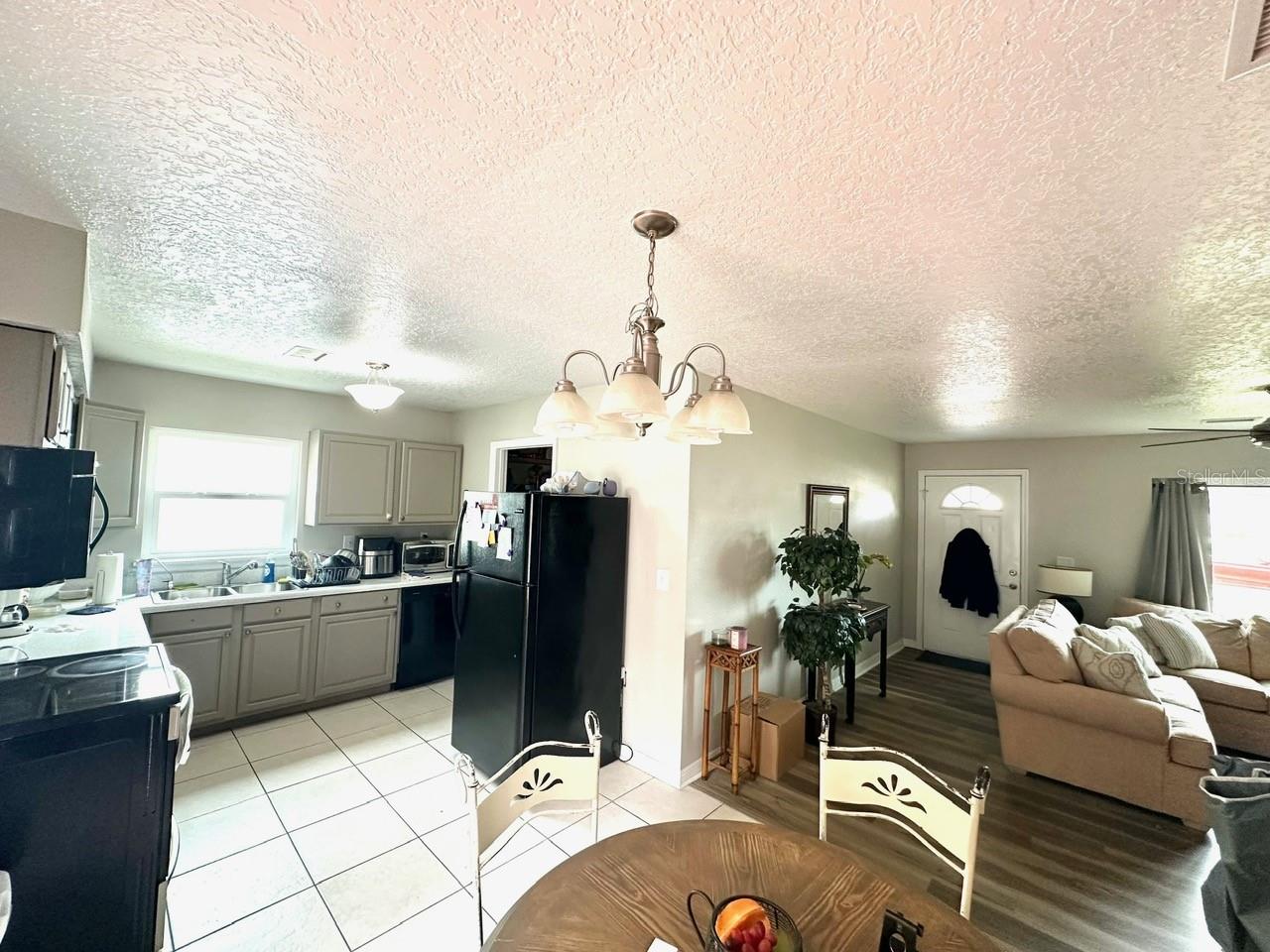 Image 8 of 33 For 3024 Sutton Drive