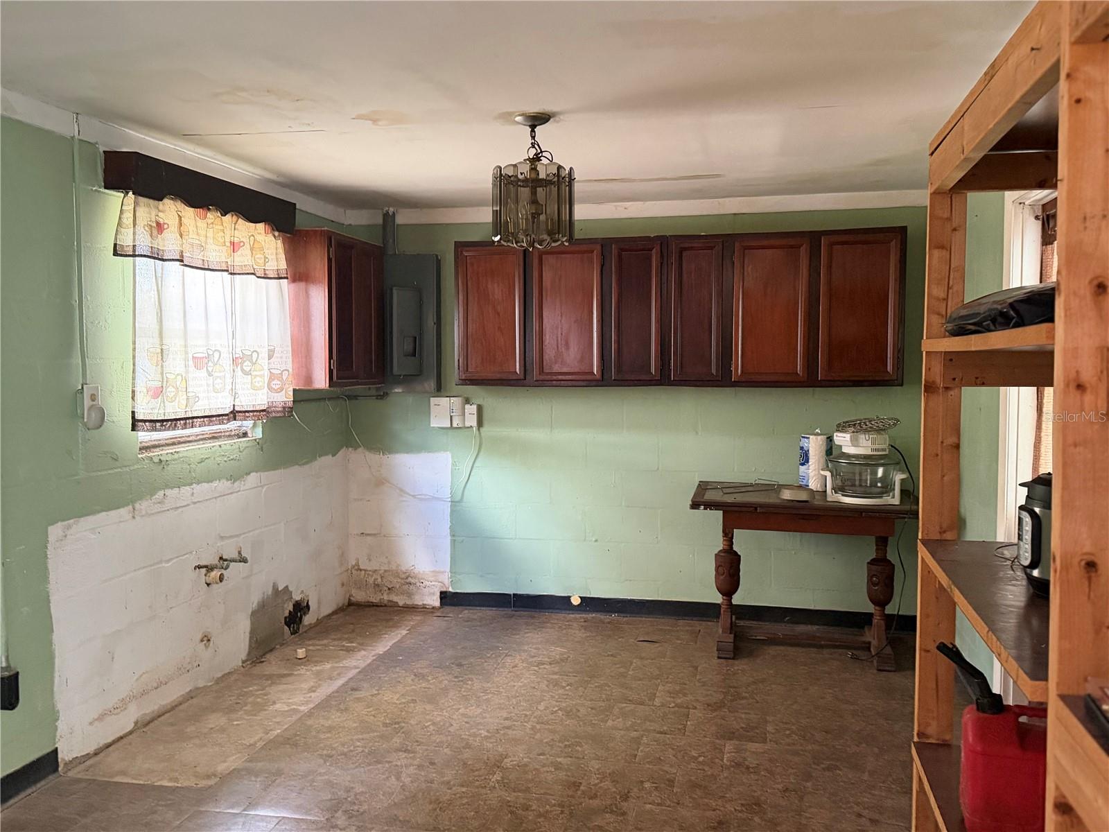 Image 15 of 22 For 99 High Street