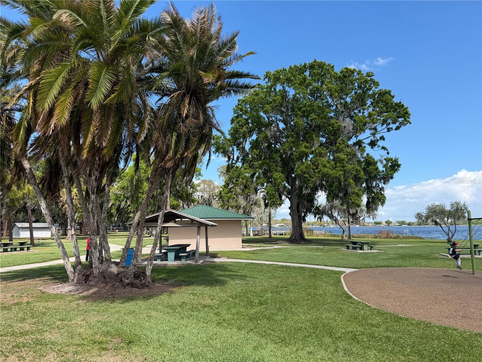 Image 22 of 22 For 99 High Street