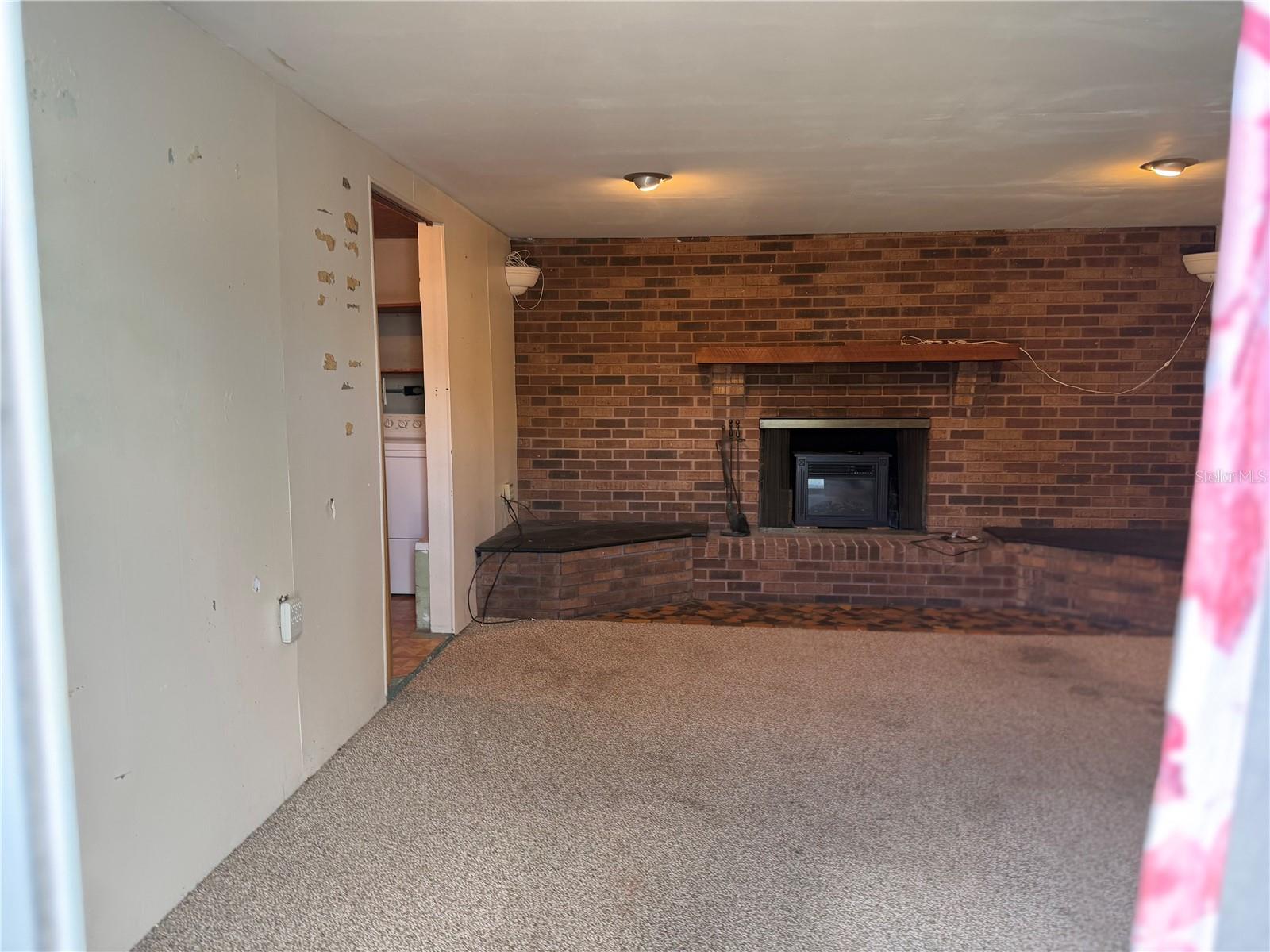 Image 8 of 22 For 99 High Street