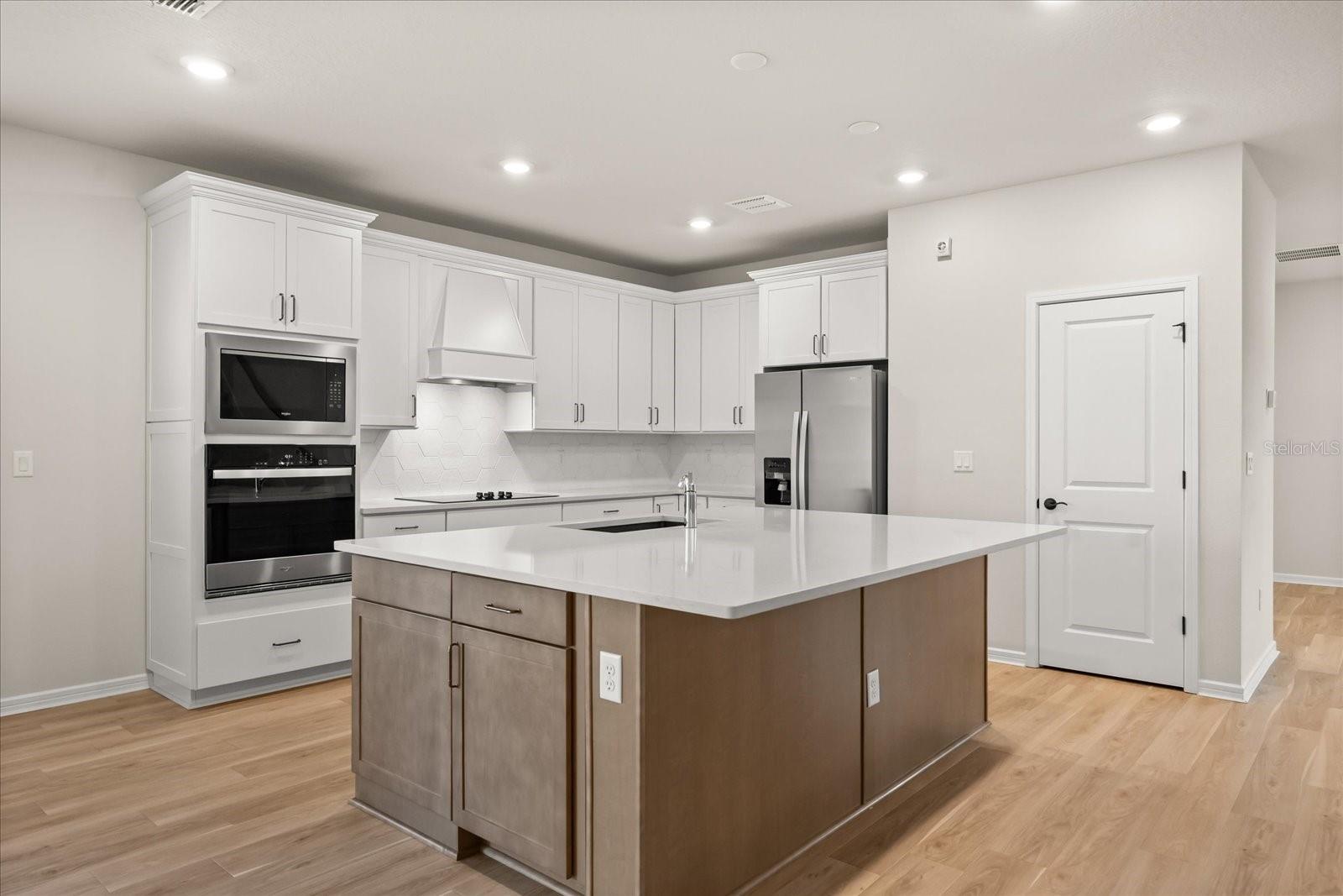 Image 3 of 34 For 3032 Prospect Trail